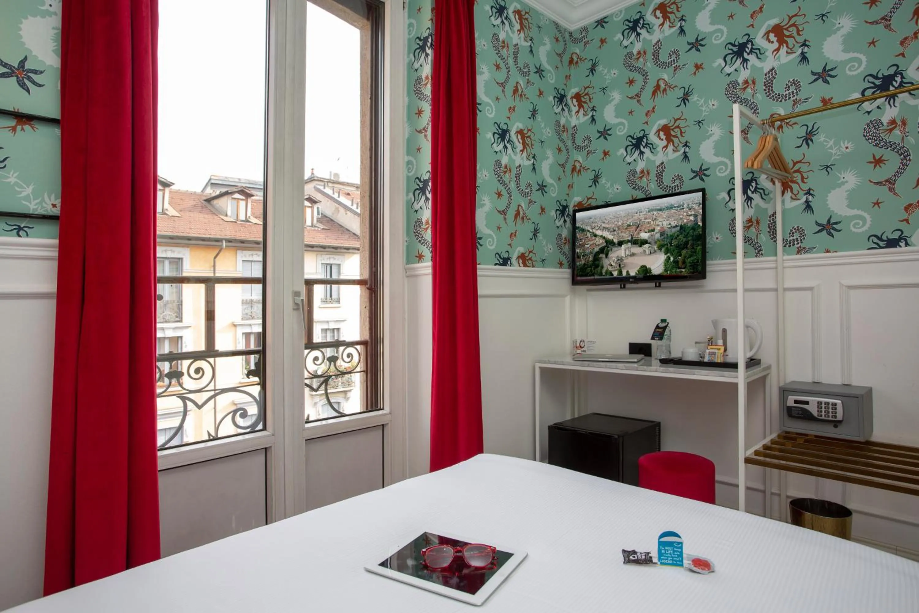 Photo of the whole room, Bed in Casual Eclettico Milano