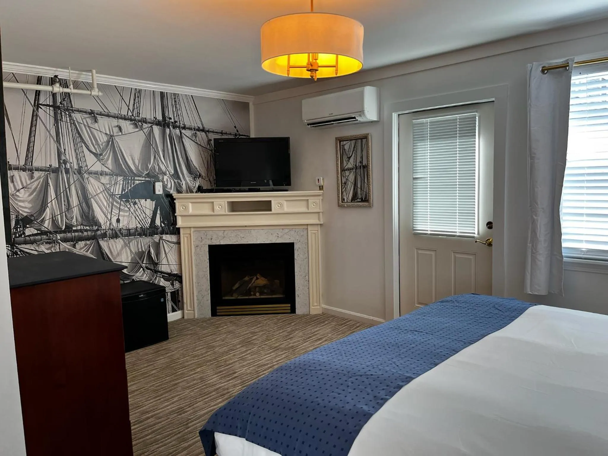 Bed in Queen Anne's Revenge