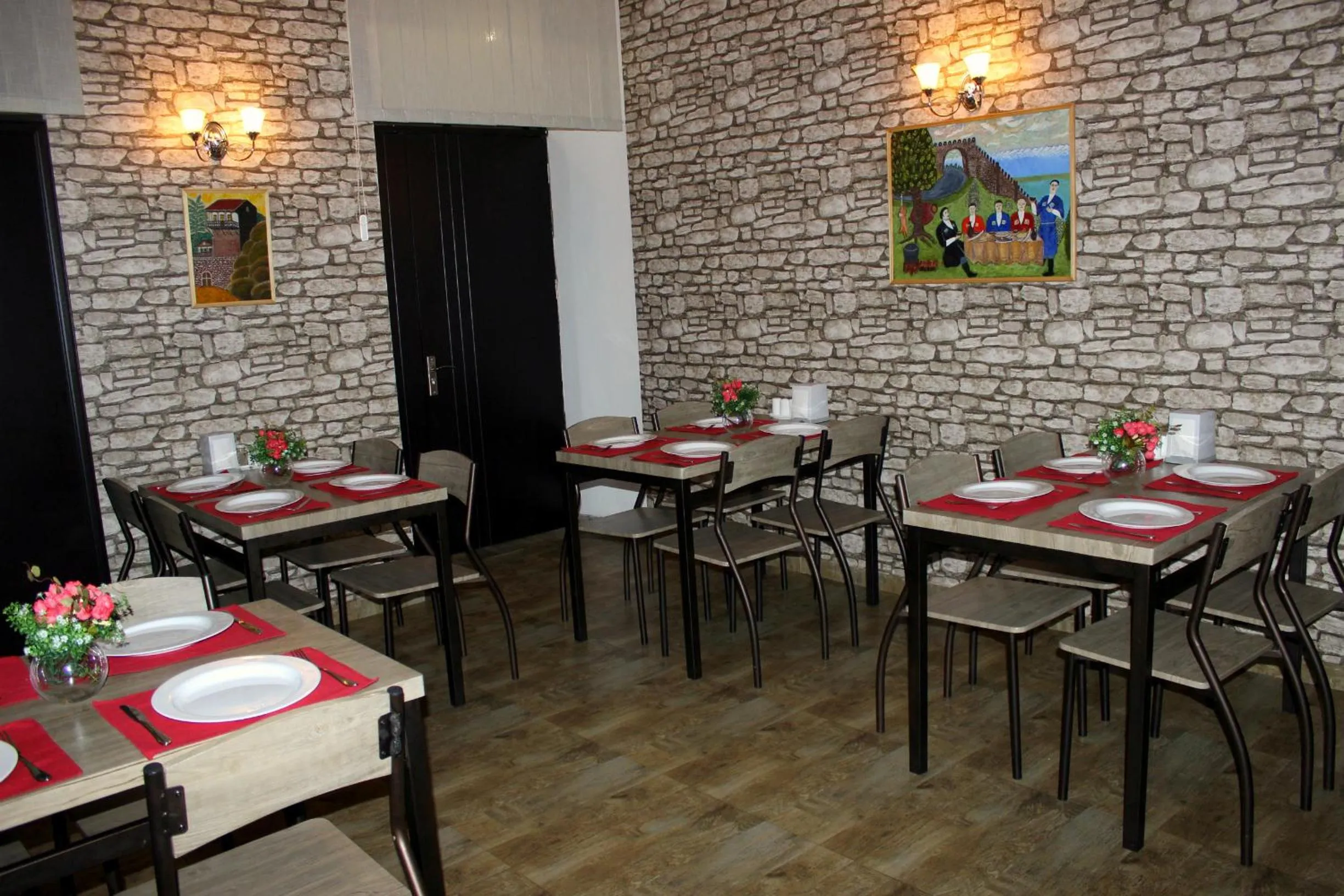 Buffet breakfast in Hotel Darchi