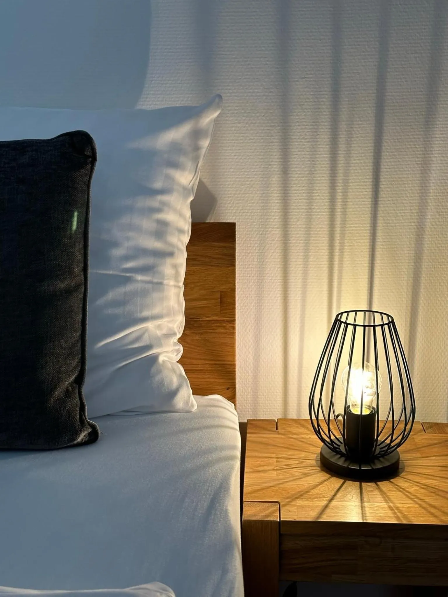 Bed in Nanis Hotel & Appartements