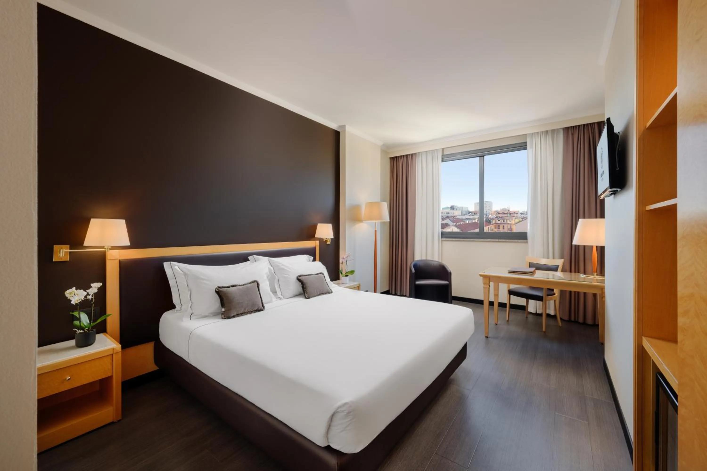 Bedroom, Bed in City Life Hotel Poliziano, by R Collection Hotels