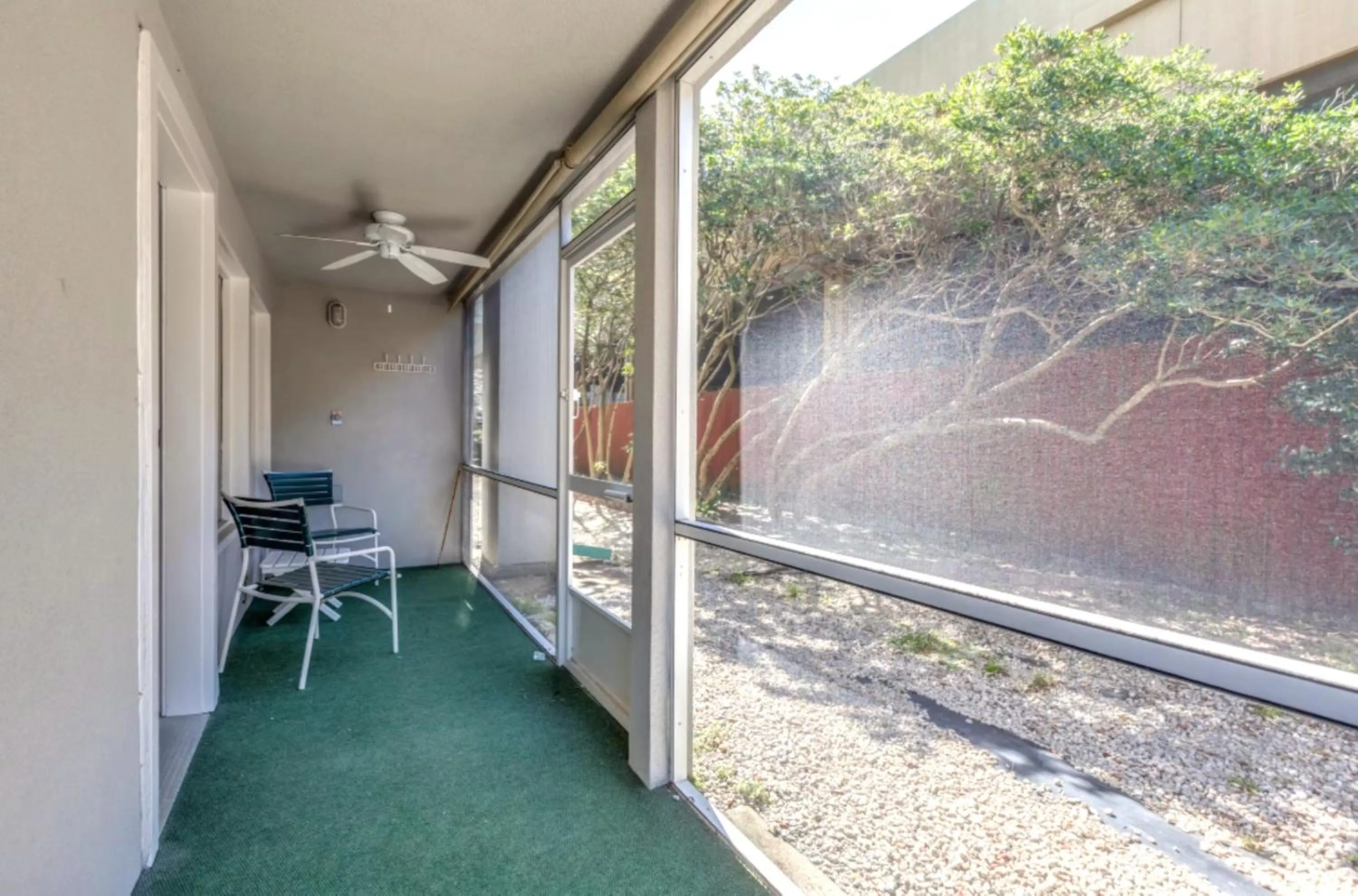 Patio in Destin Holiday Beach Resort