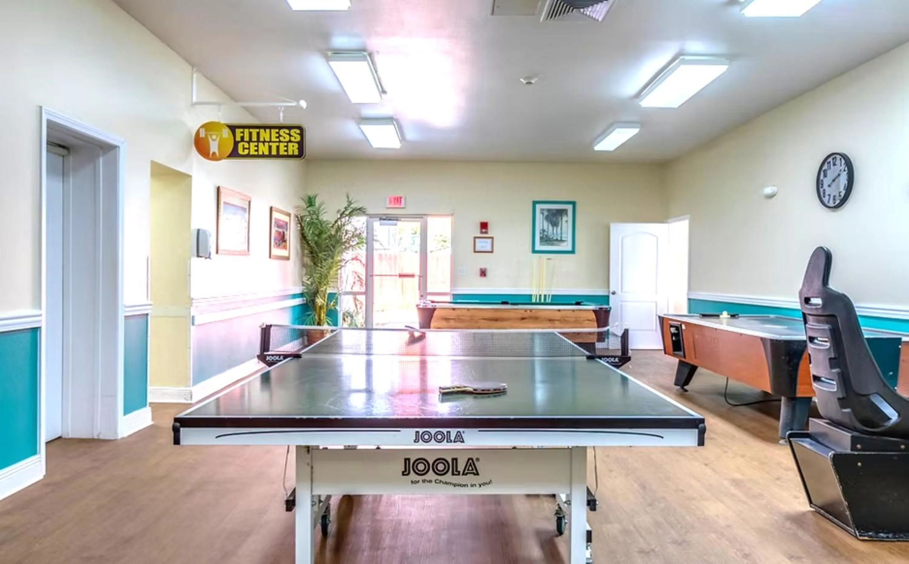 Game Room in Destin Holiday Beach Resort