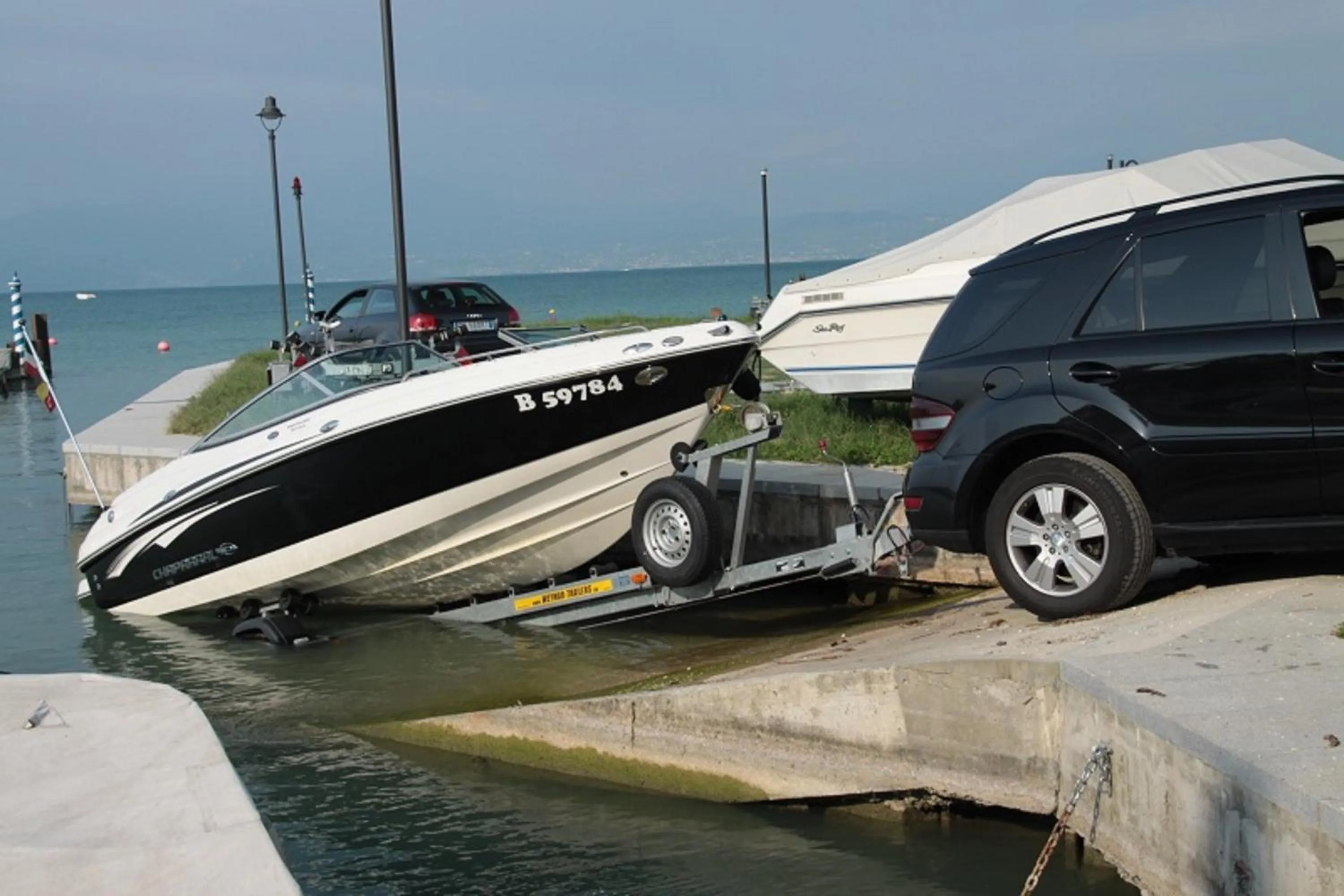 Area and facilities in Yachting Hotel Mistral