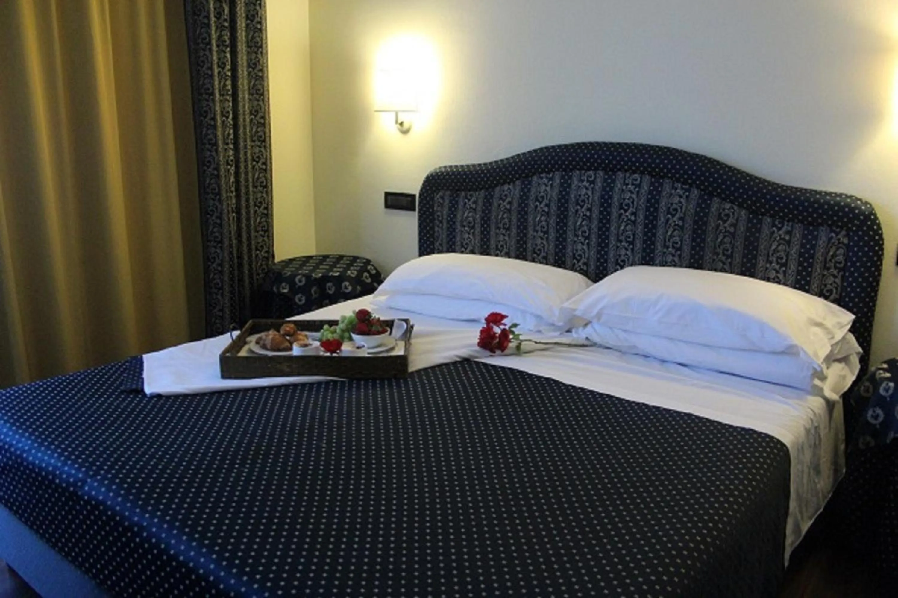 Bed in Yachting Hotel Mistral