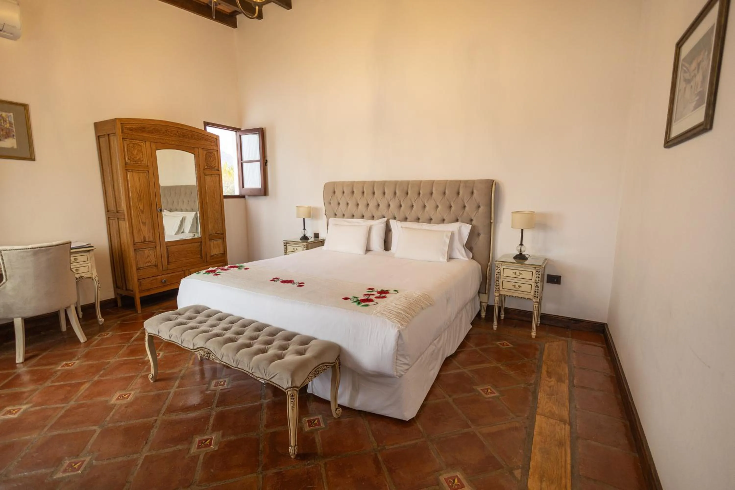 Bed in Iraola Hotel Boutique