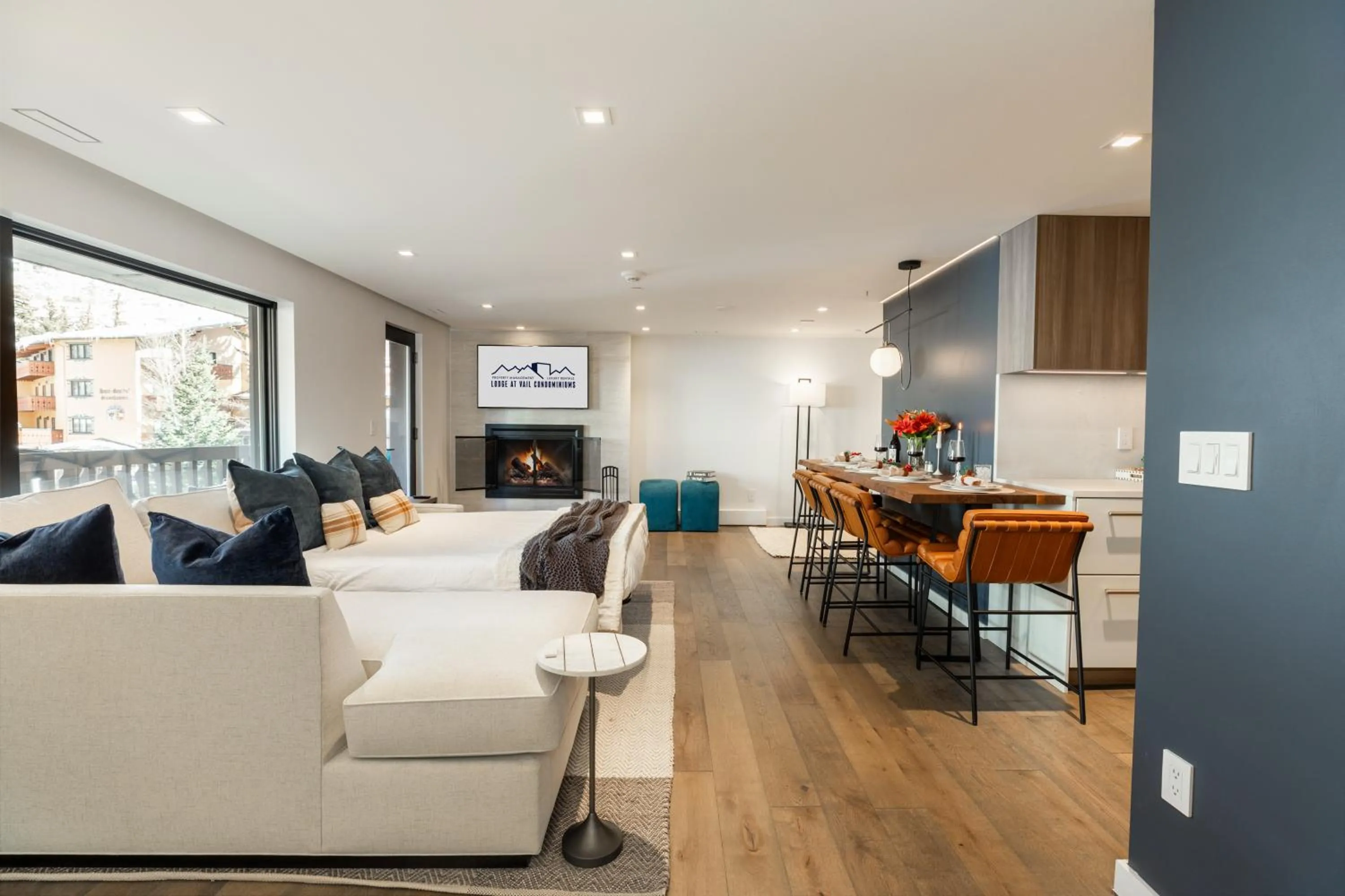 TV and multimedia in Lodge at Vail Condominiums