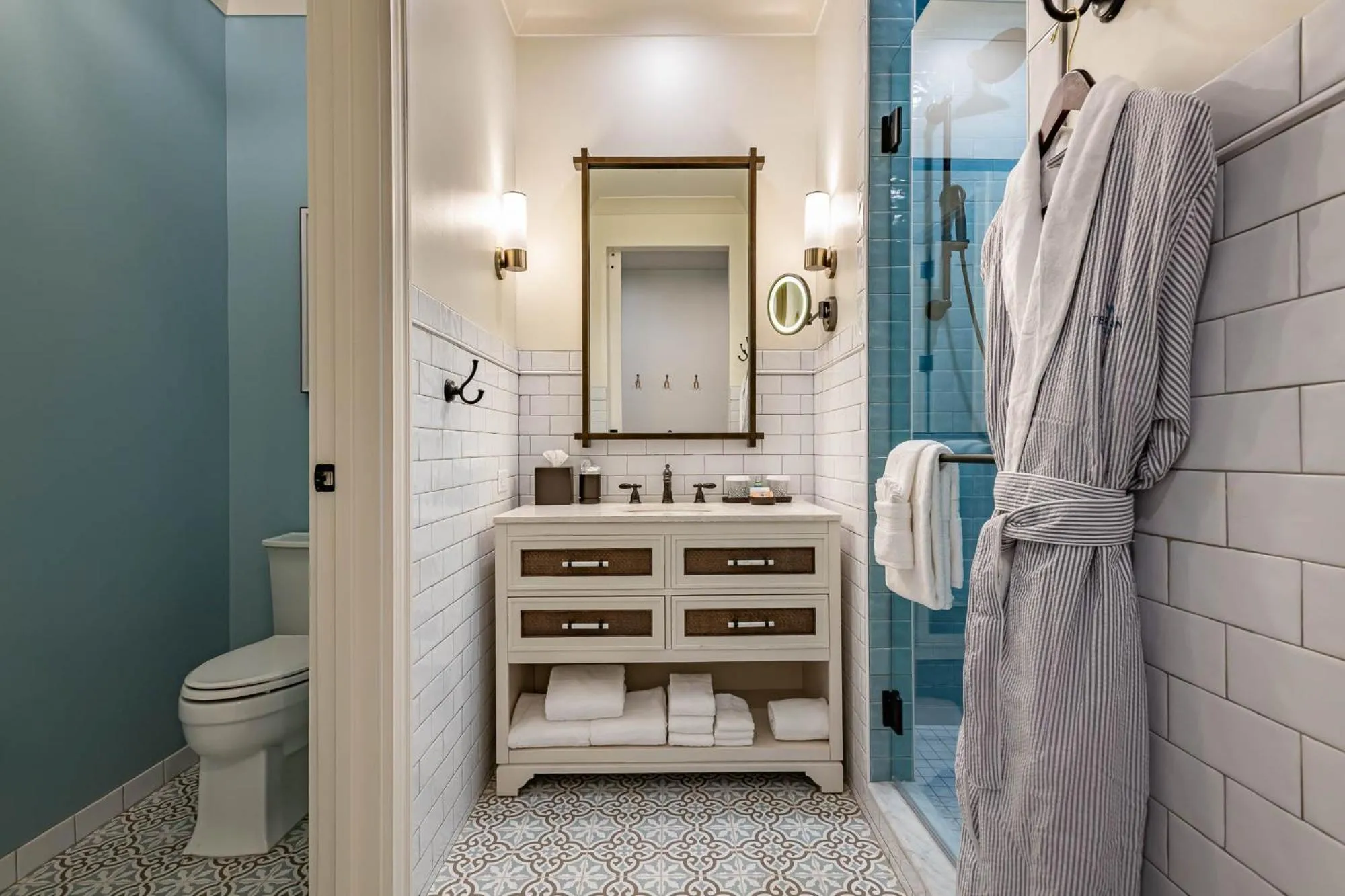 Bathroom in Camp Creek Inn