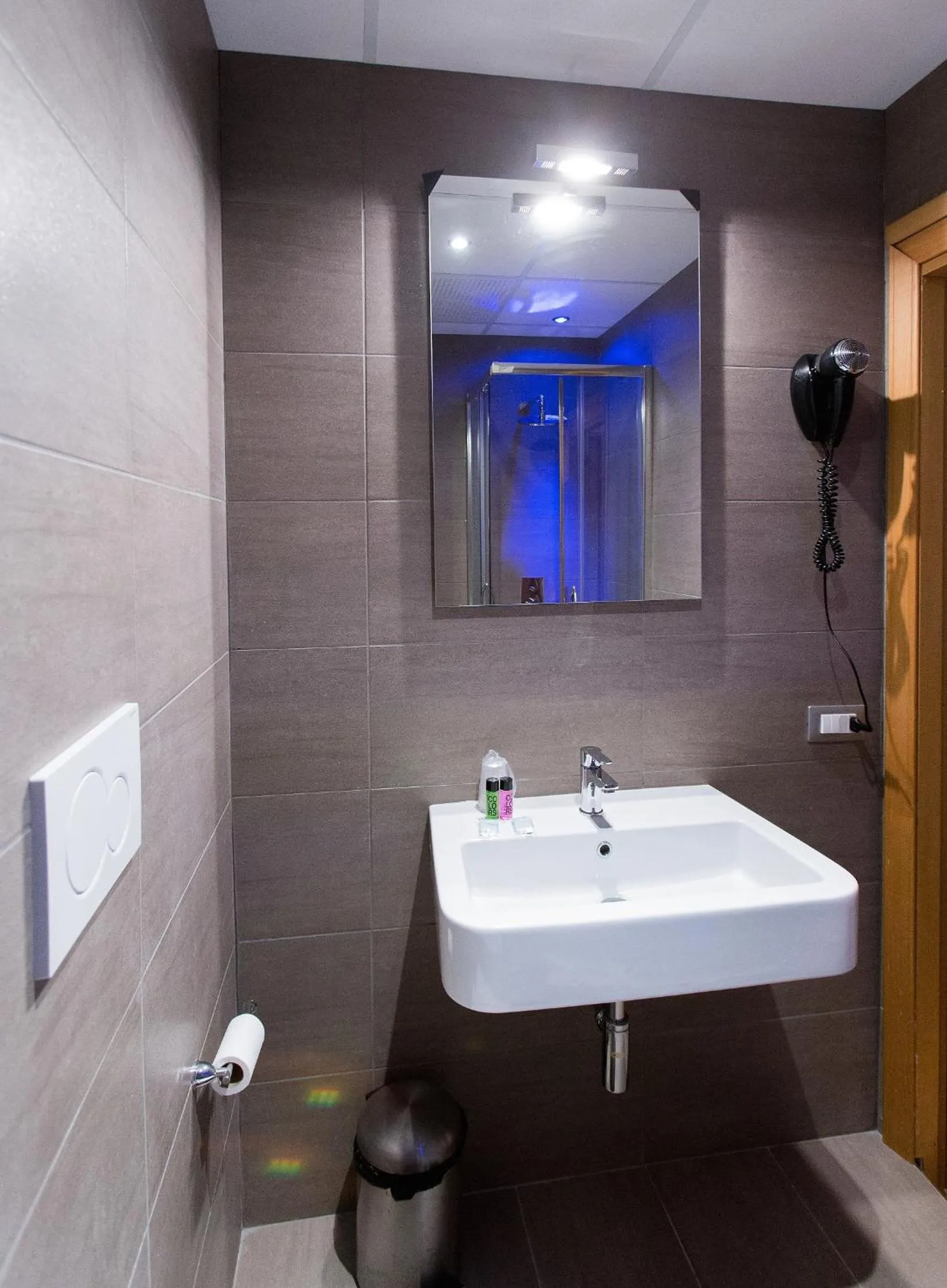 Bathroom in Hotel Gabriella