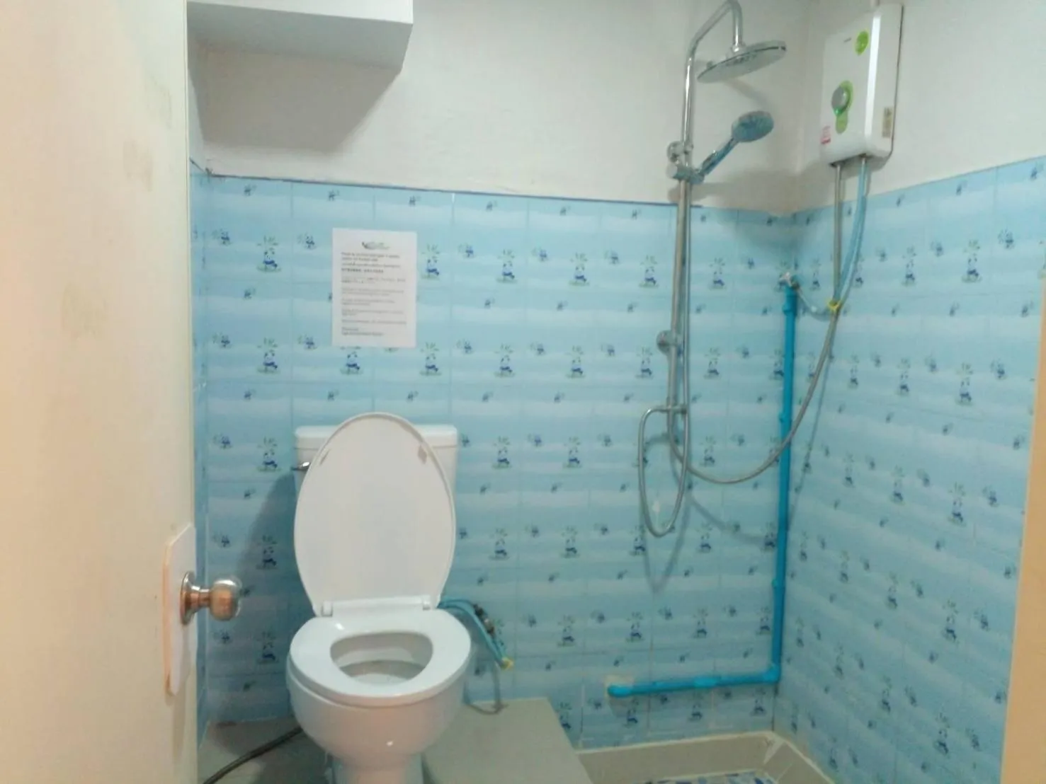 Bathroom in Lipe Garden Beach Resort