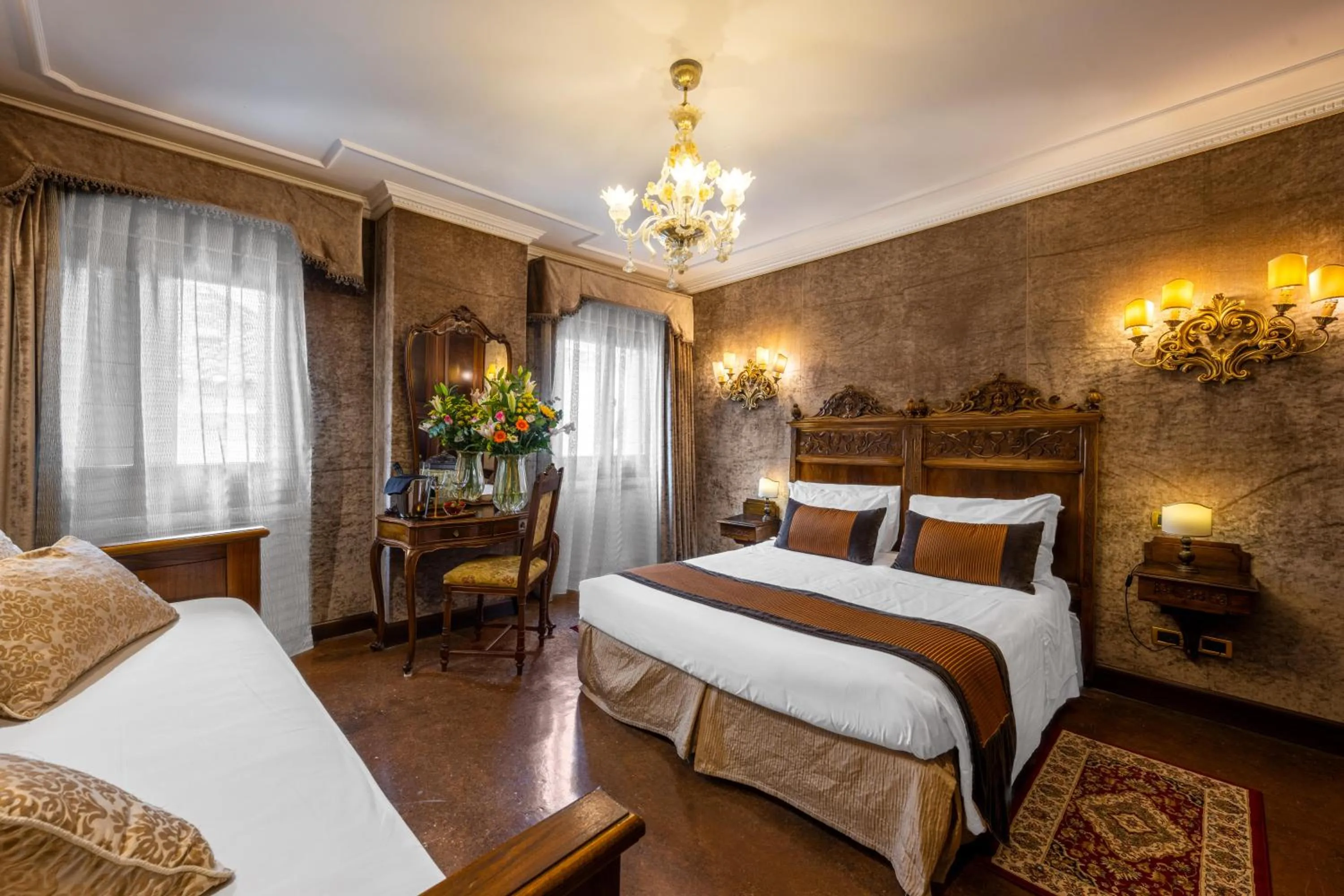 Bedroom, Bed in Palazzo Bembo - Exclusive Accommodation