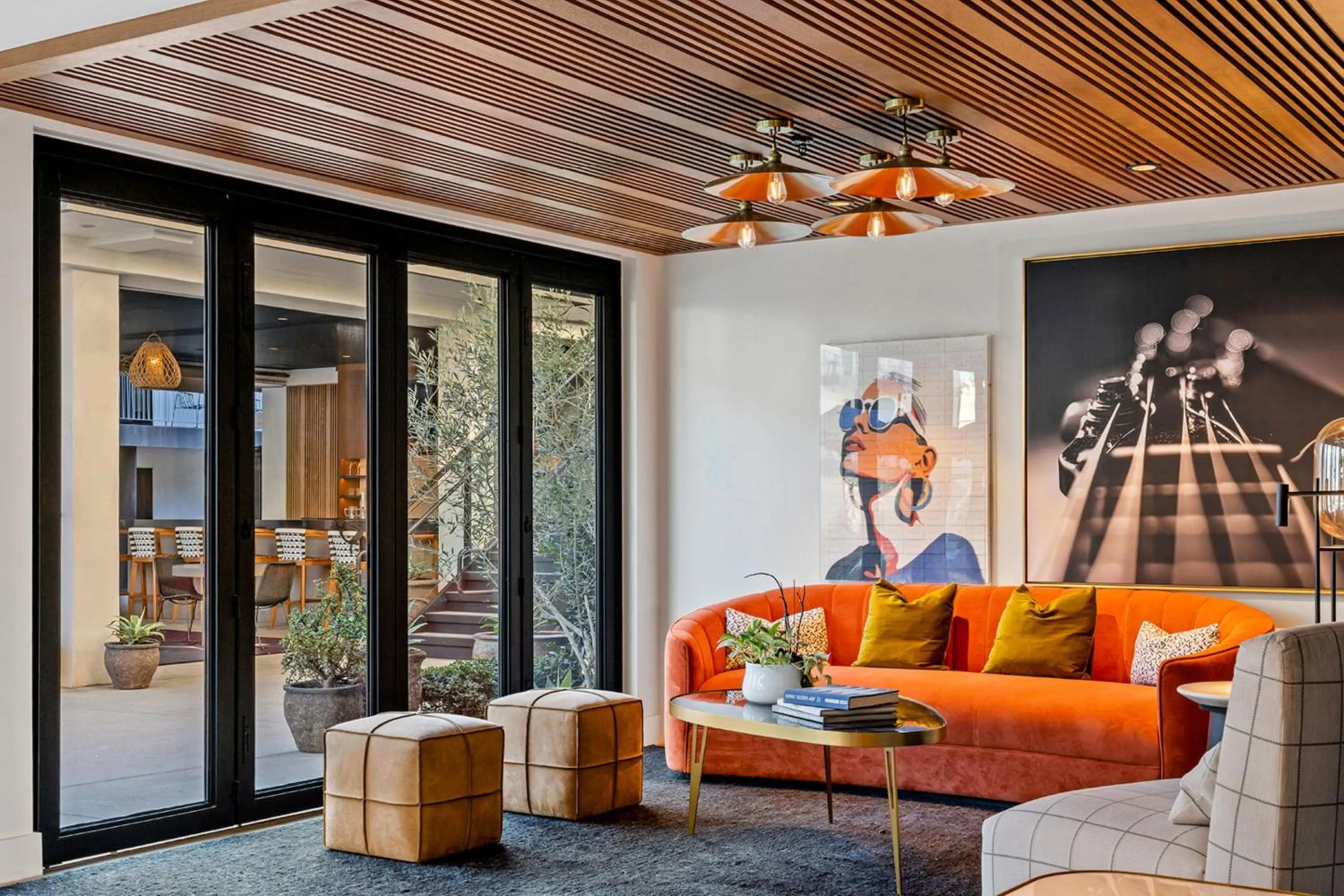 Lobby or reception in The Lum Hotel Los Angeles Stadium District