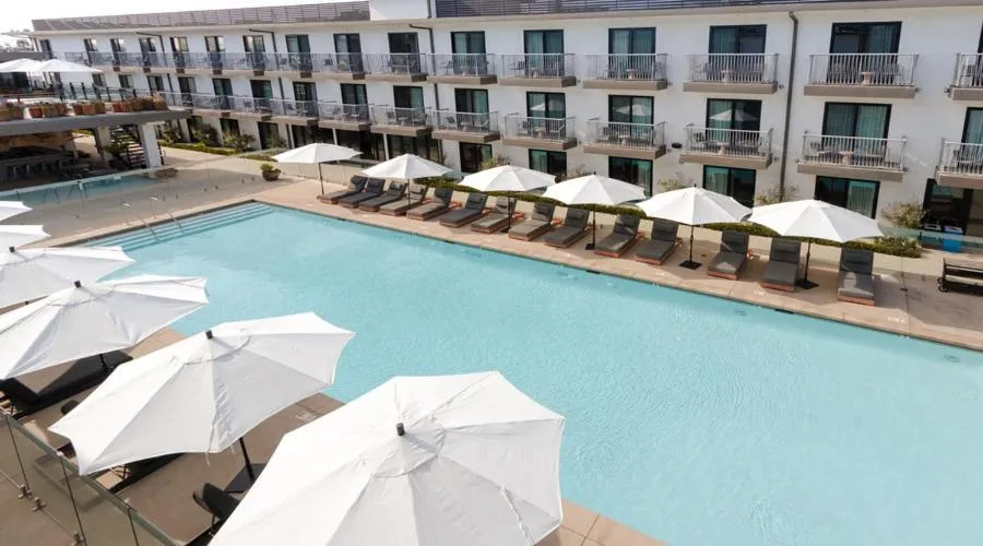 Pool view in The Lum Hotel Los Angeles Stadium District