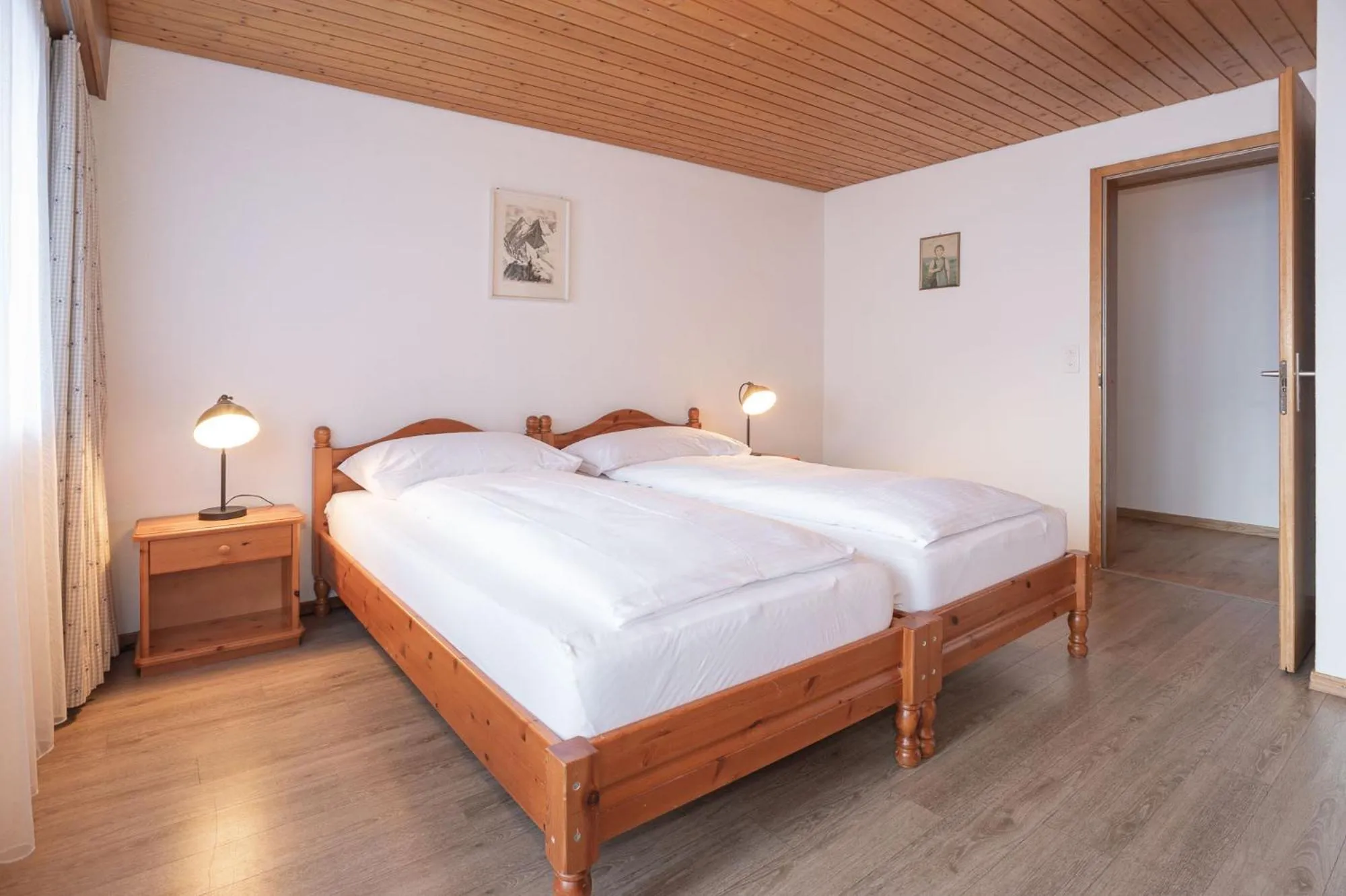 Bedroom, Bed in Apartment Jungfrau Lodge