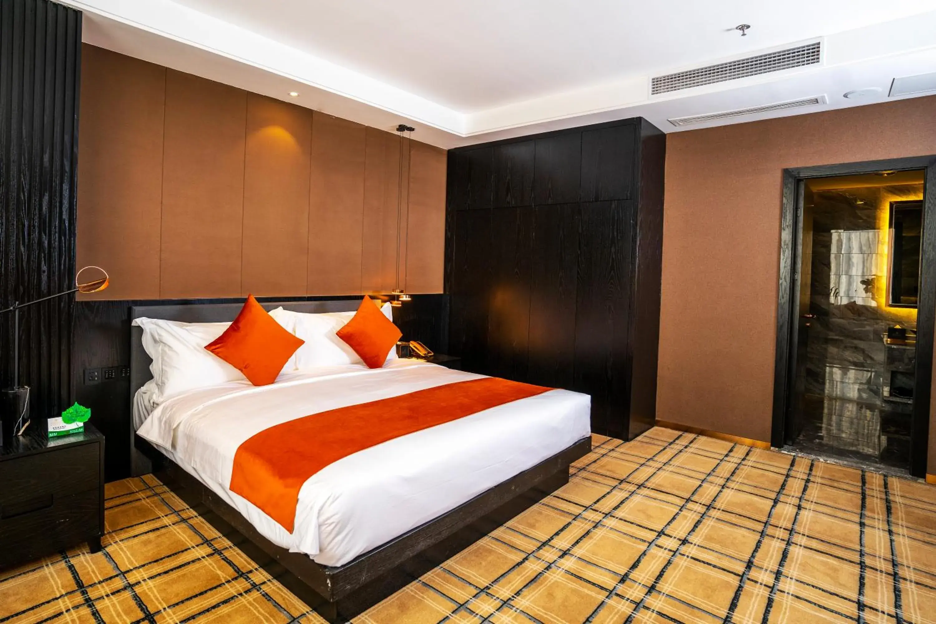 Deluxe King Room in OCEAN HOTEL Deluxe King Room in OCEAN HOTEL