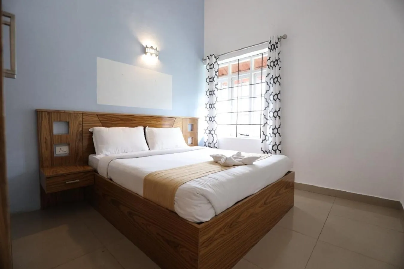 Bed in Coastal Grand Resort - Ooty