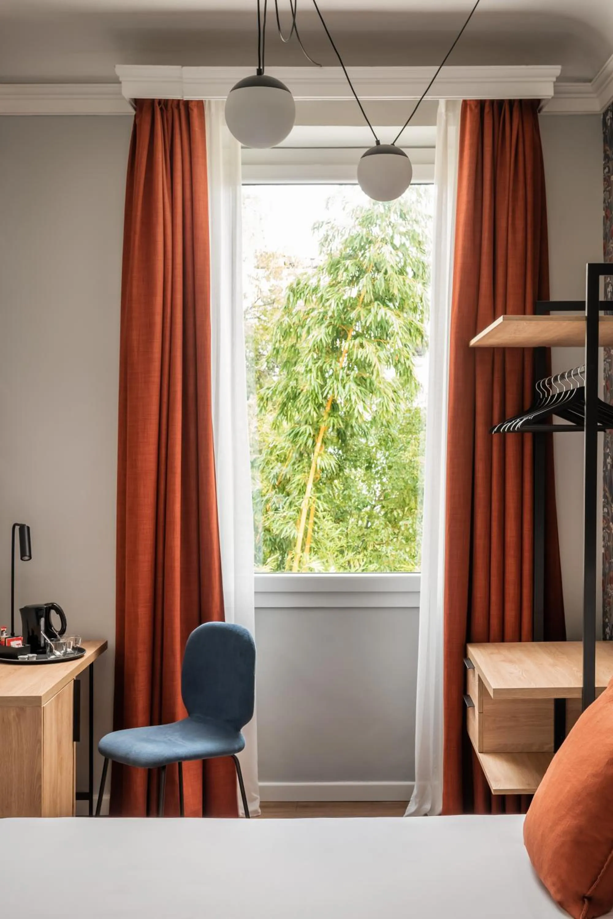 Bed in BYPILLOW Goldoni