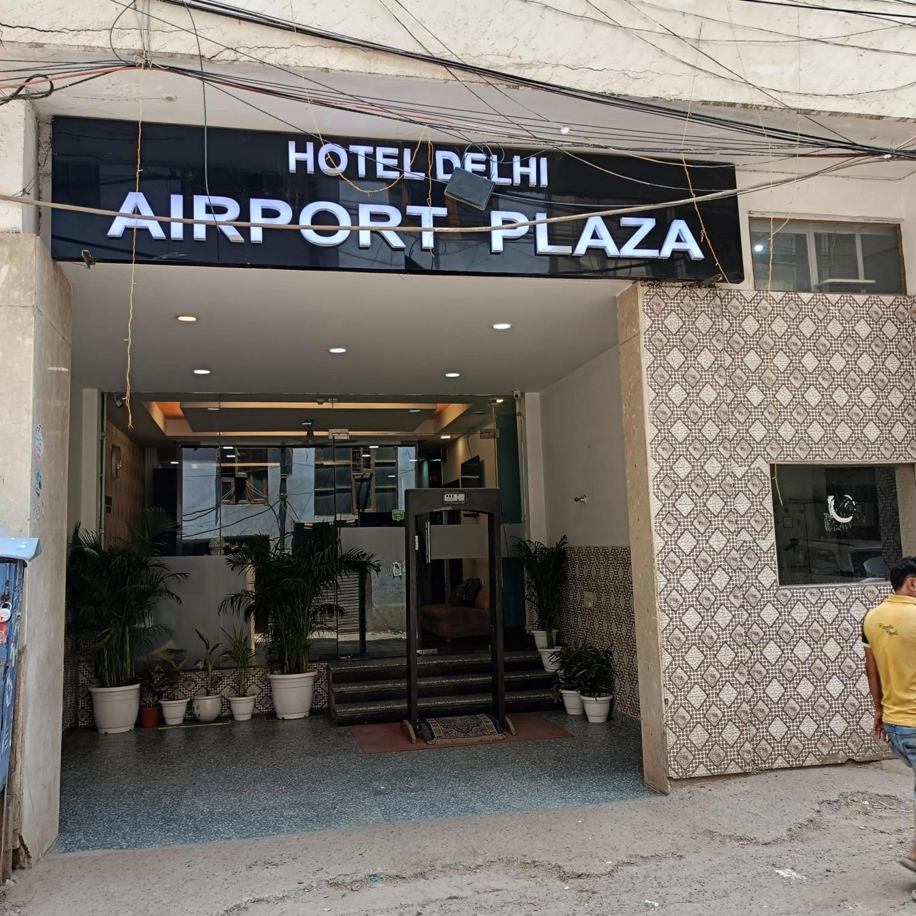 Facade/entrance in Hotel Delhi Airport Plaza IGI Airport , Free Airport Pickup