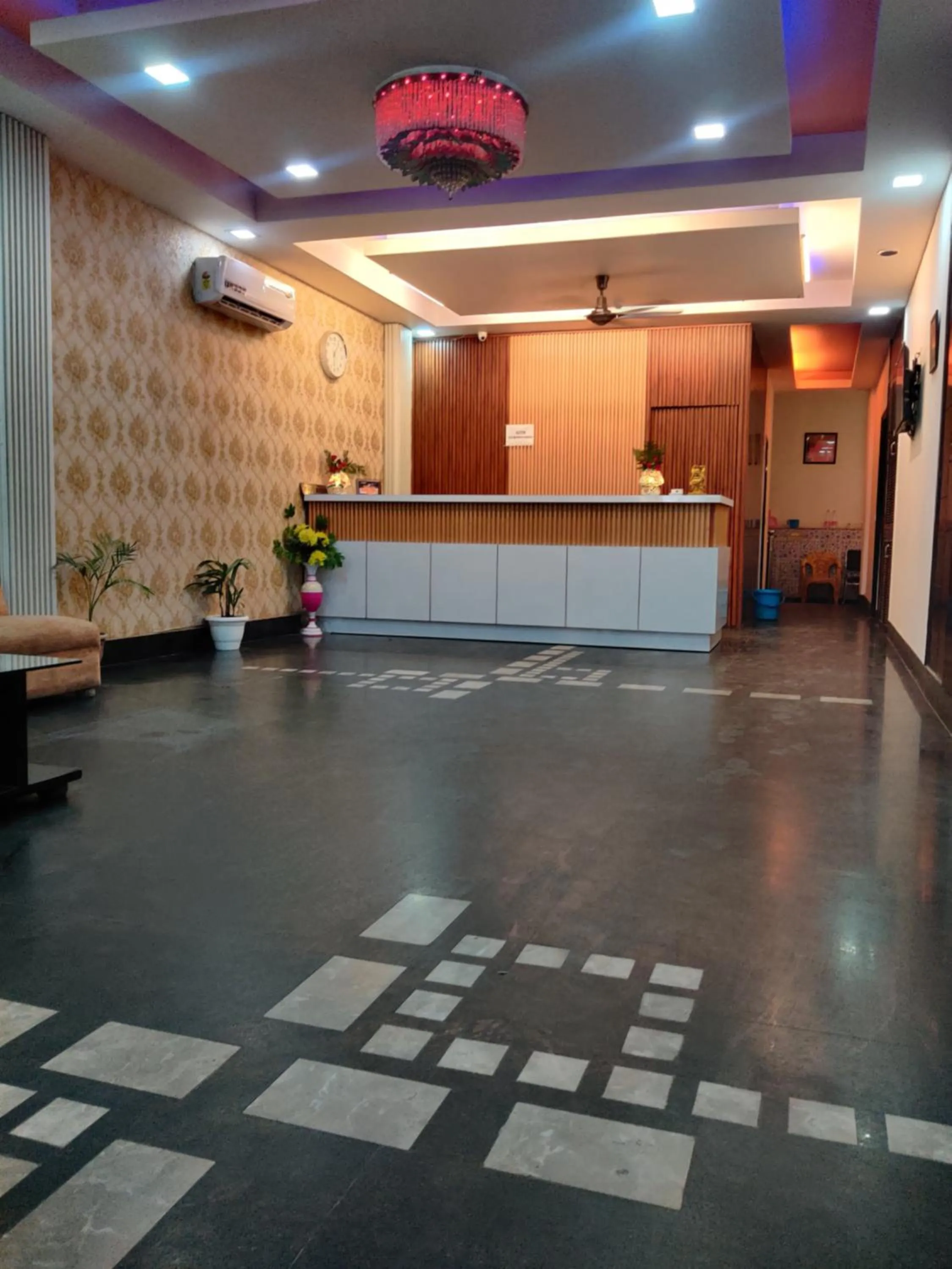 Lobby or reception in Hotel Delhi Airport Plaza IGI Airport , Free Airport Pickup