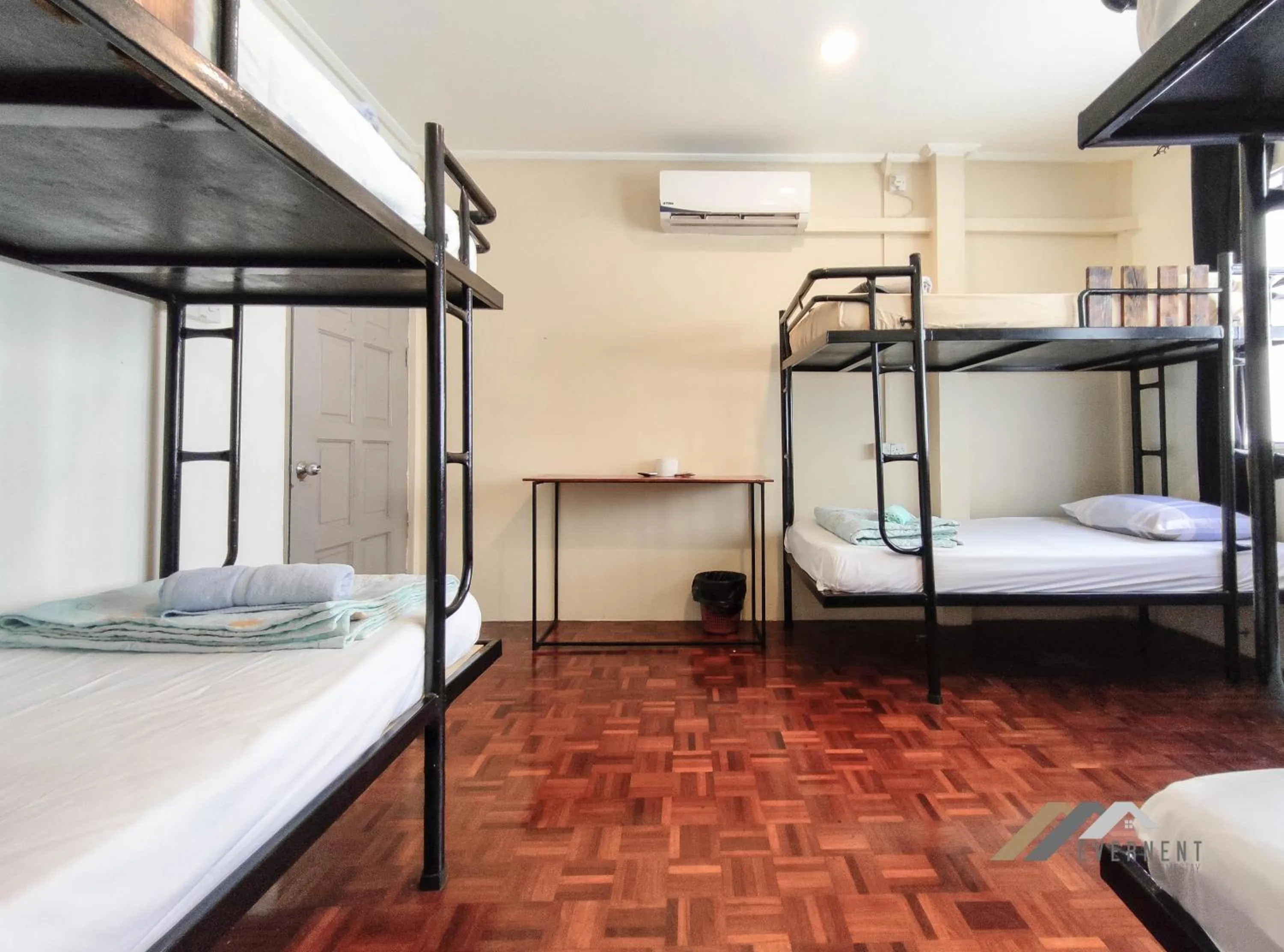 Bed in Permaisuri Homestay by Evernent