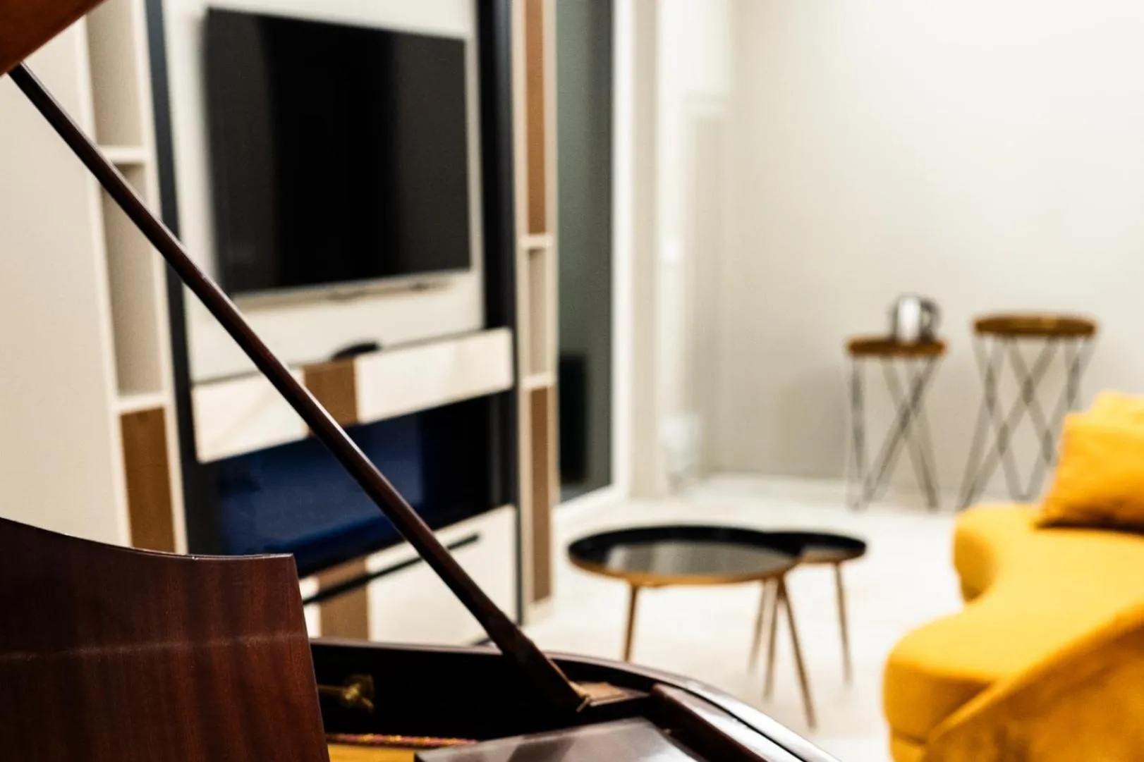 TV and multimedia in Hotel Villa Luisa