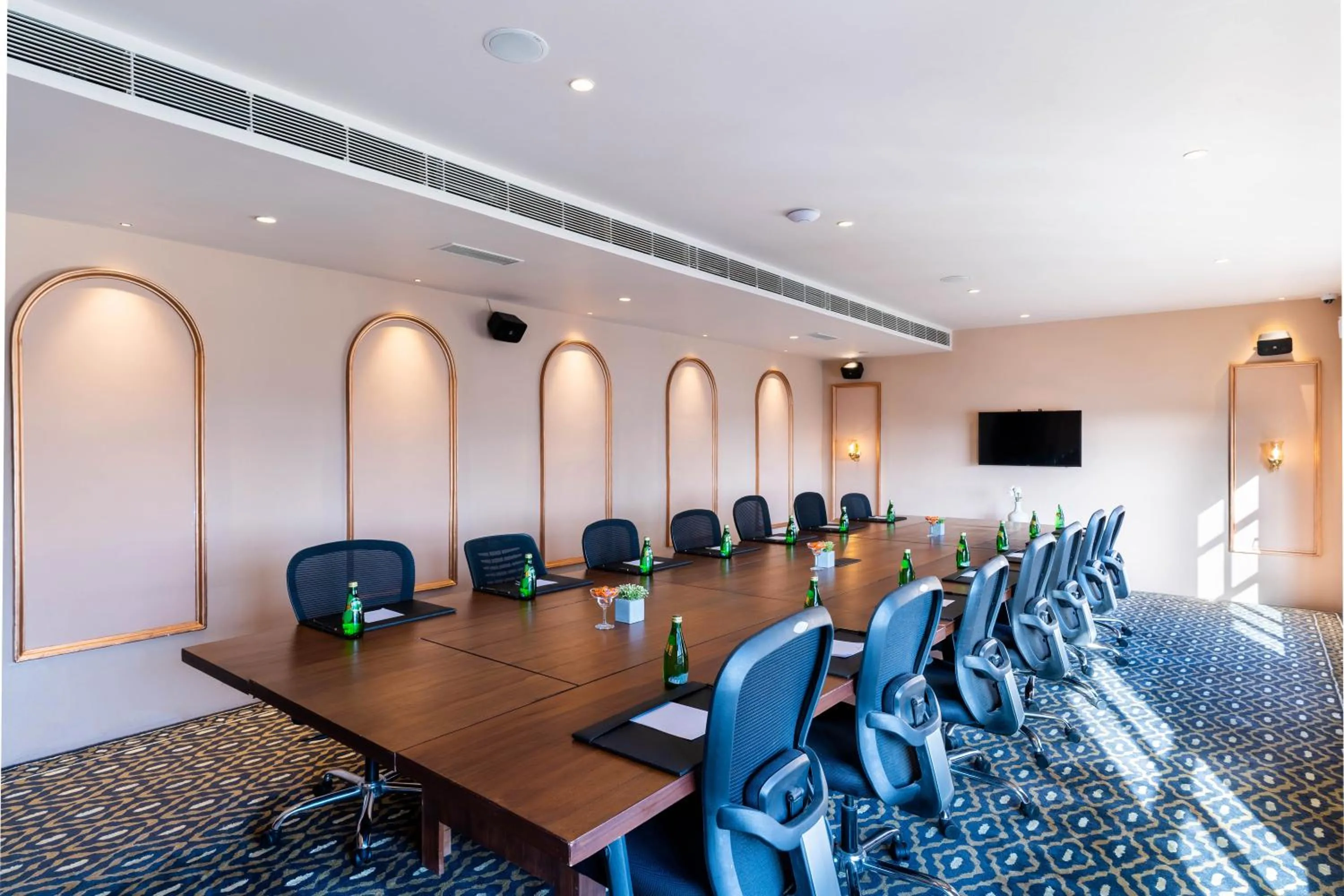 Meeting/conference room in Historia Royal