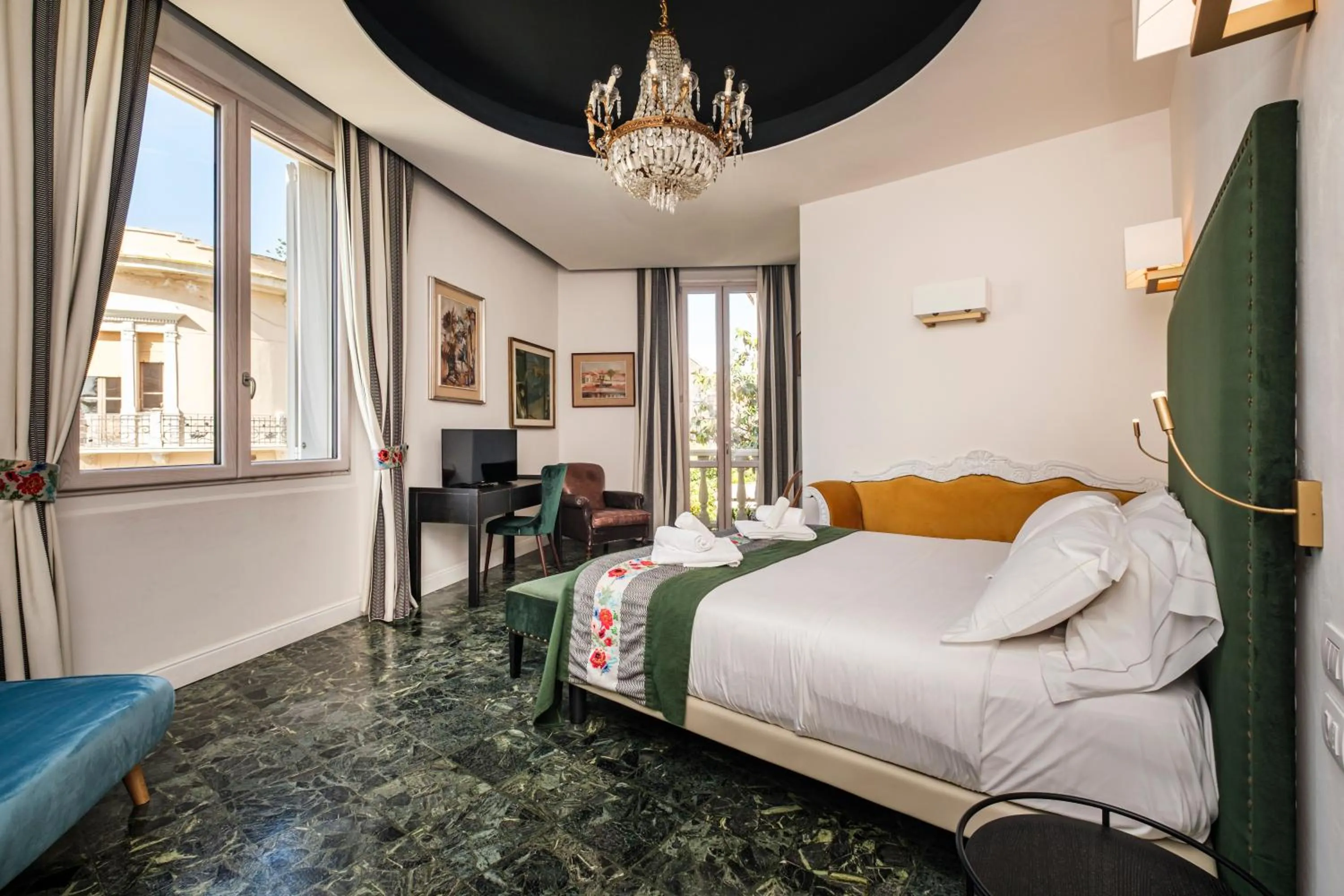 Photo of the whole room, Bed in Kemani Villa Sara - Boutique Guest House