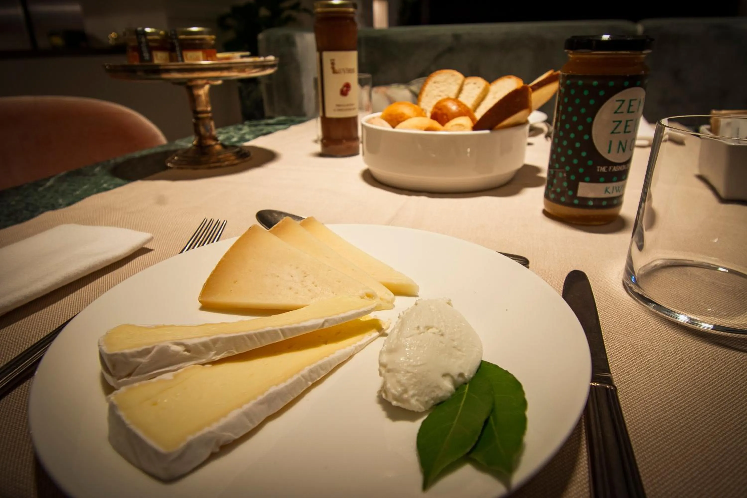 Restaurant/places to eat in Hotel Corona d'Oro 1890