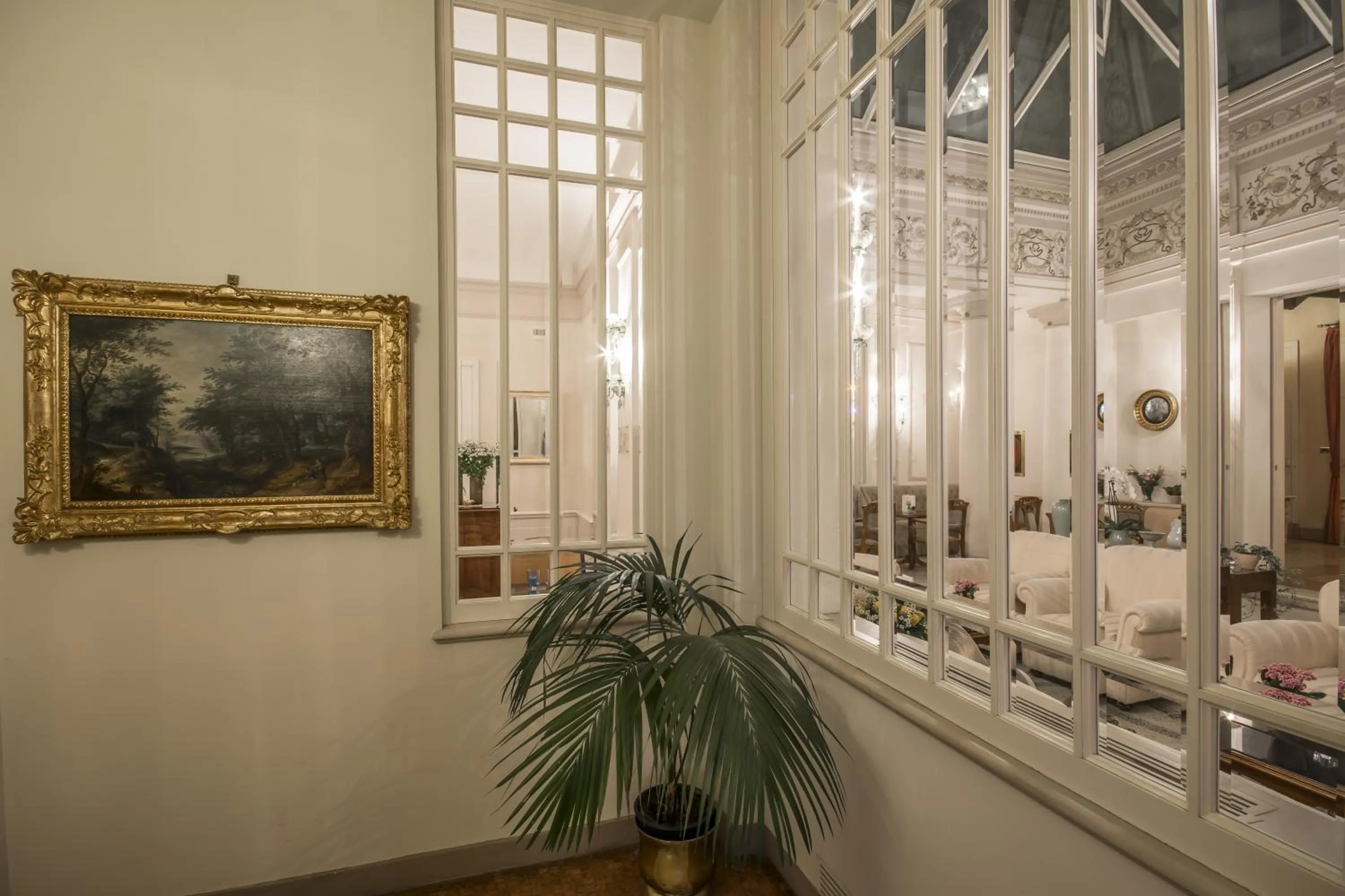 Decorative detail in Hotel Corona d'Oro 1890