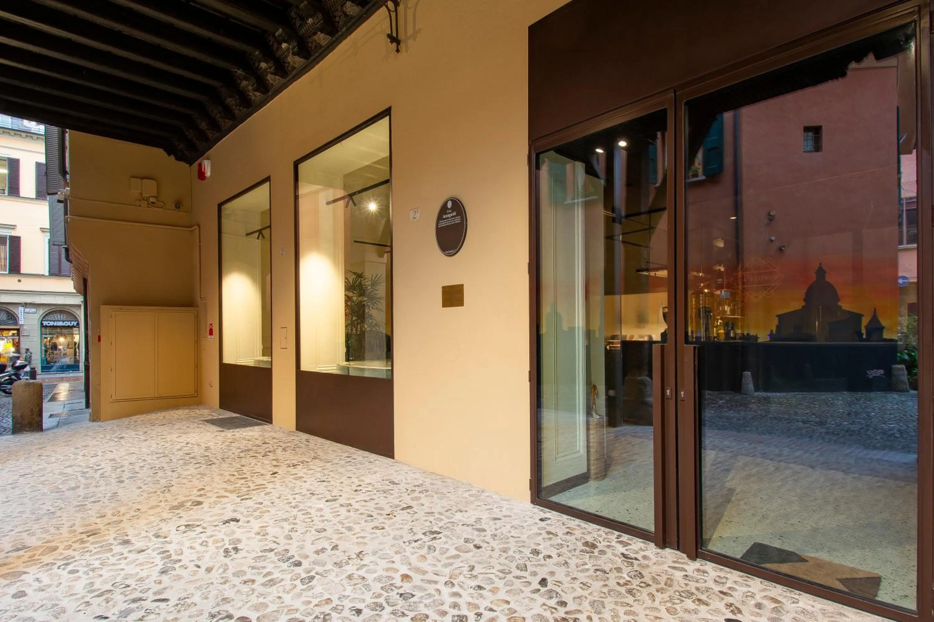 Restaurant/places to eat in Hotel Corona d'Oro 1890