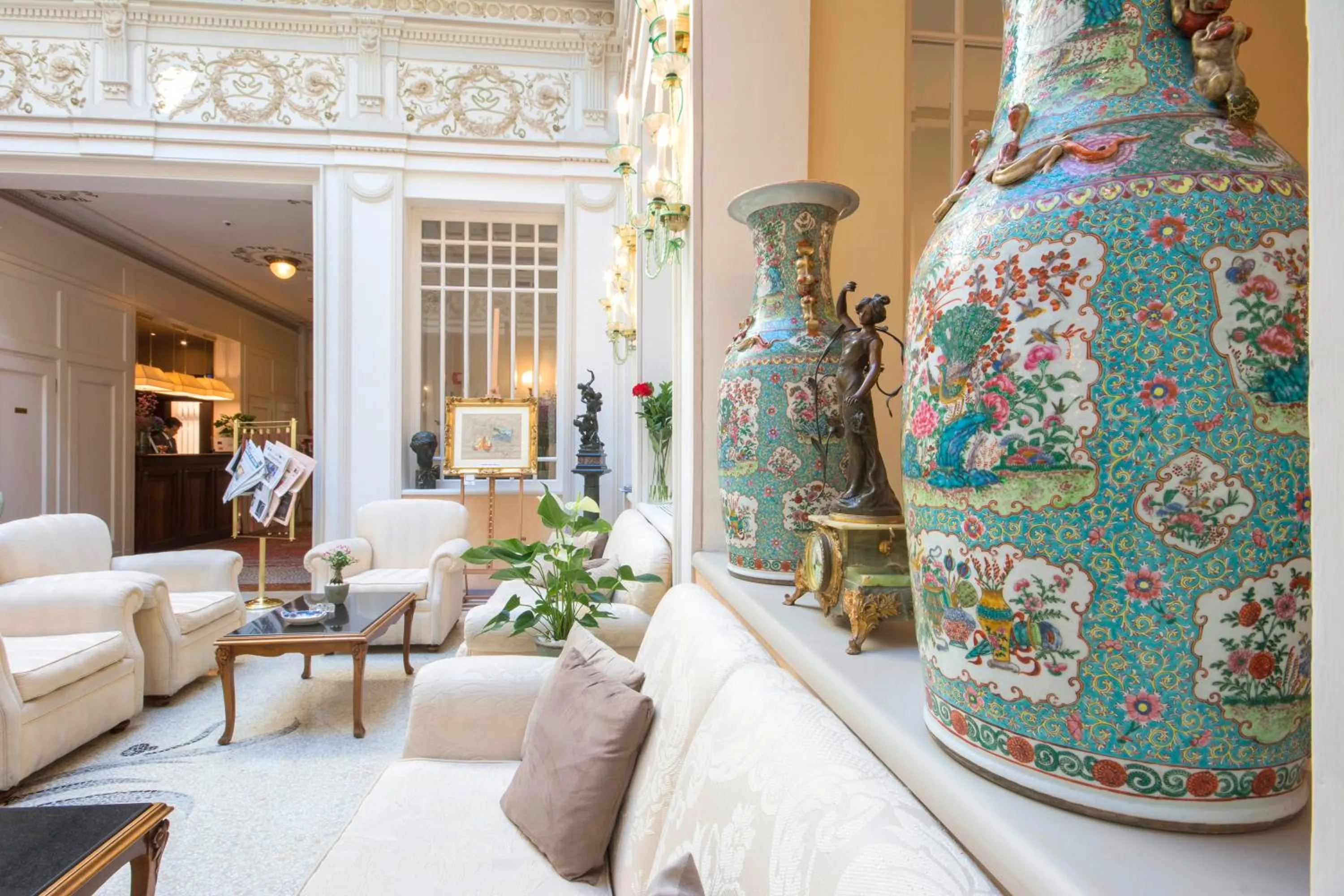 Lobby or reception in Hotel Corona d'Oro 1890