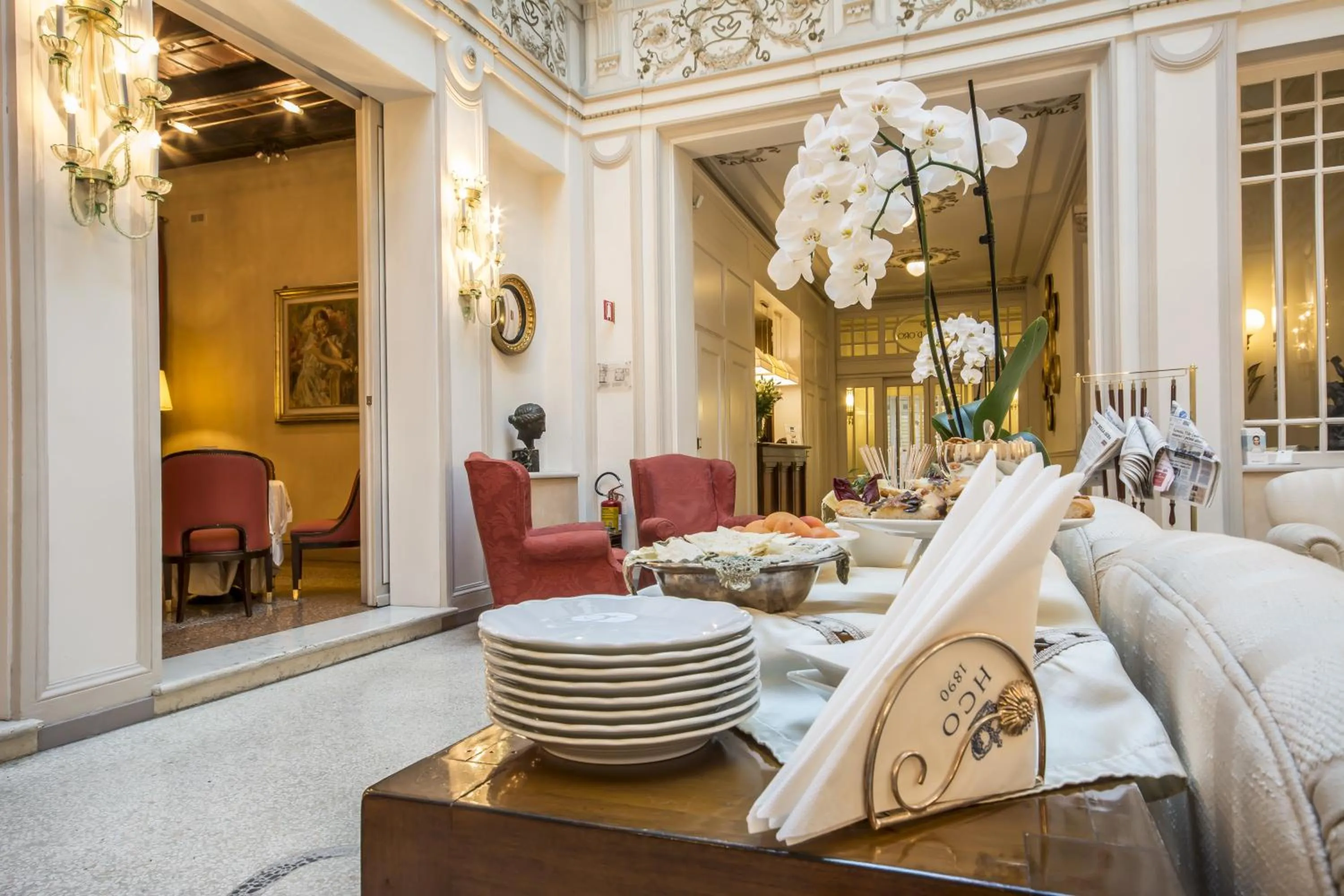 Lobby or reception in Hotel Corona d'Oro 1890