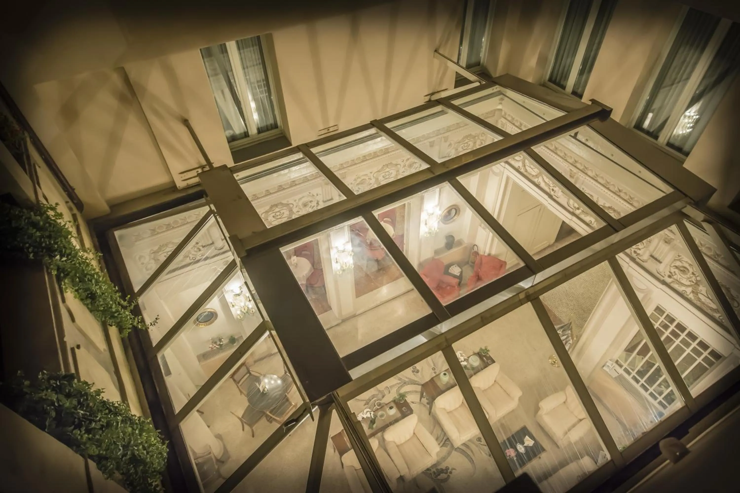 Decorative detail in Hotel Corona d'Oro 1890