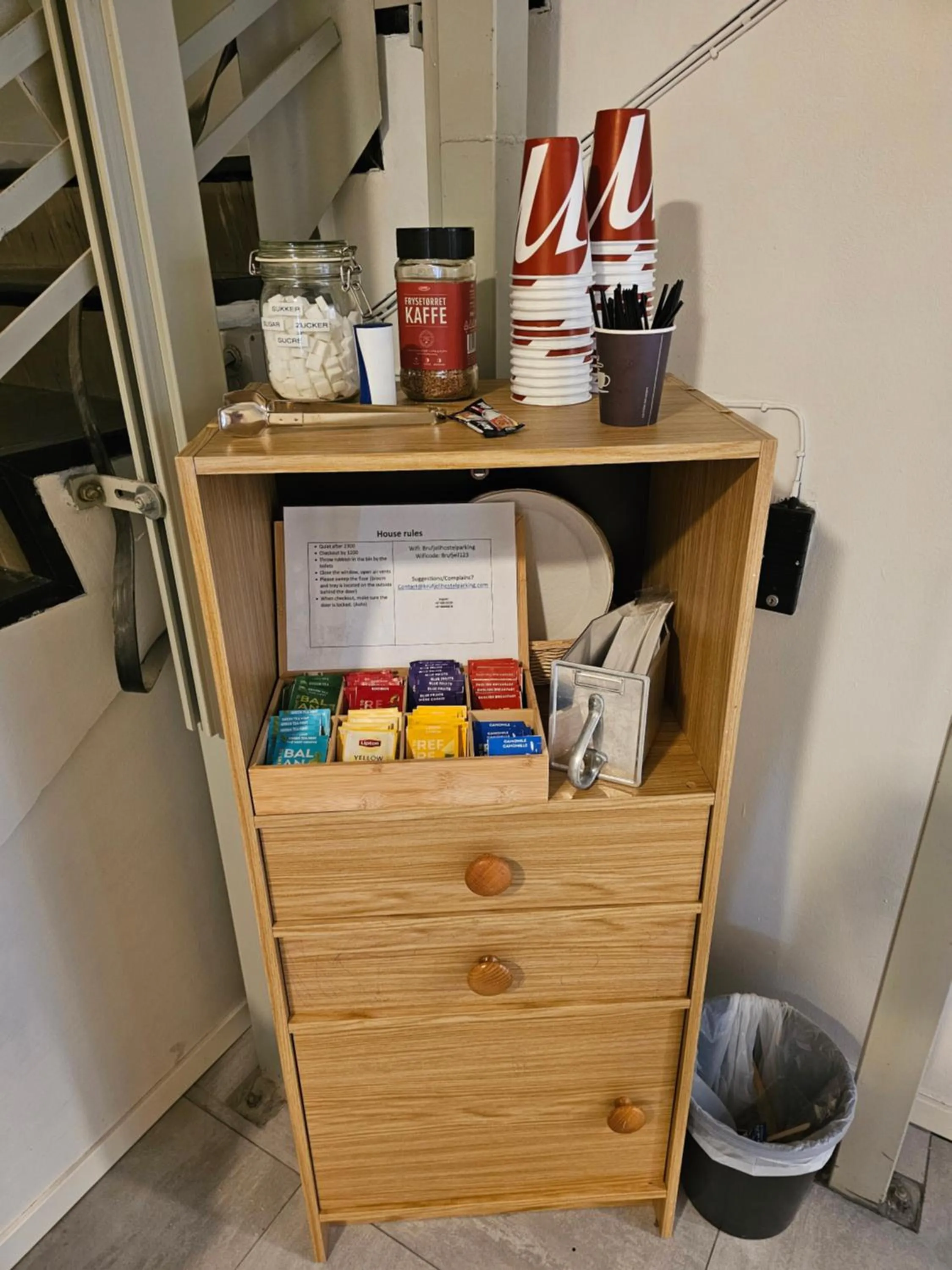 Brufjell Hostel & Parking