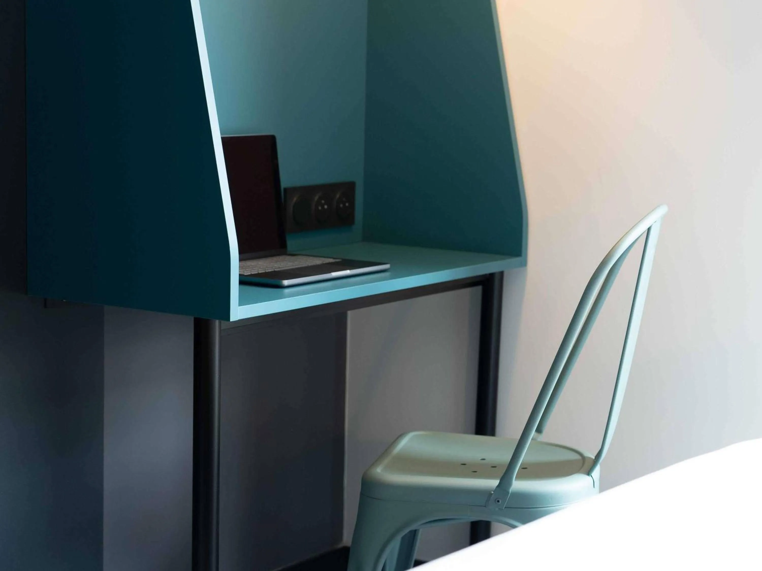 Bedroom in ibis Styles Dreux Centre Gare