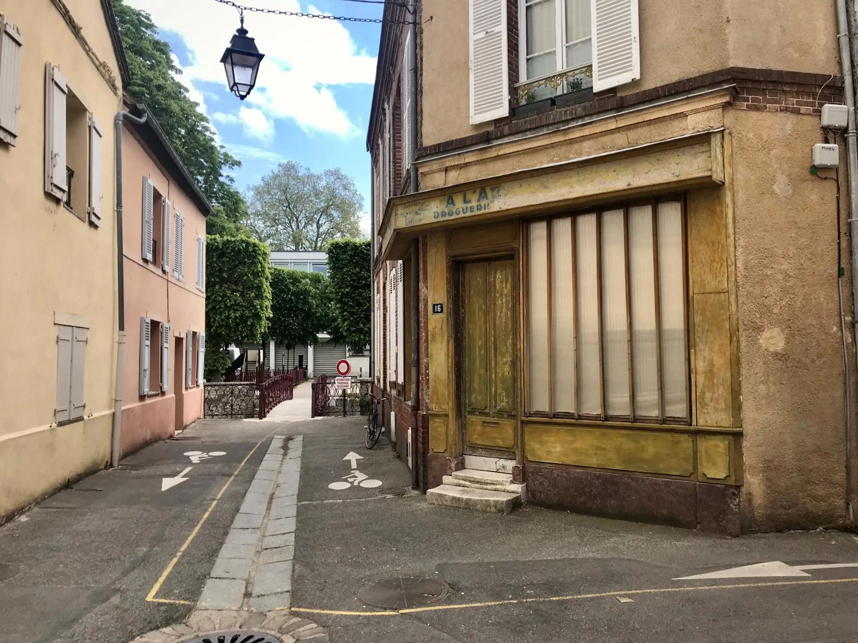 Nearby landmark in ibis Styles Dreux Centre Gare