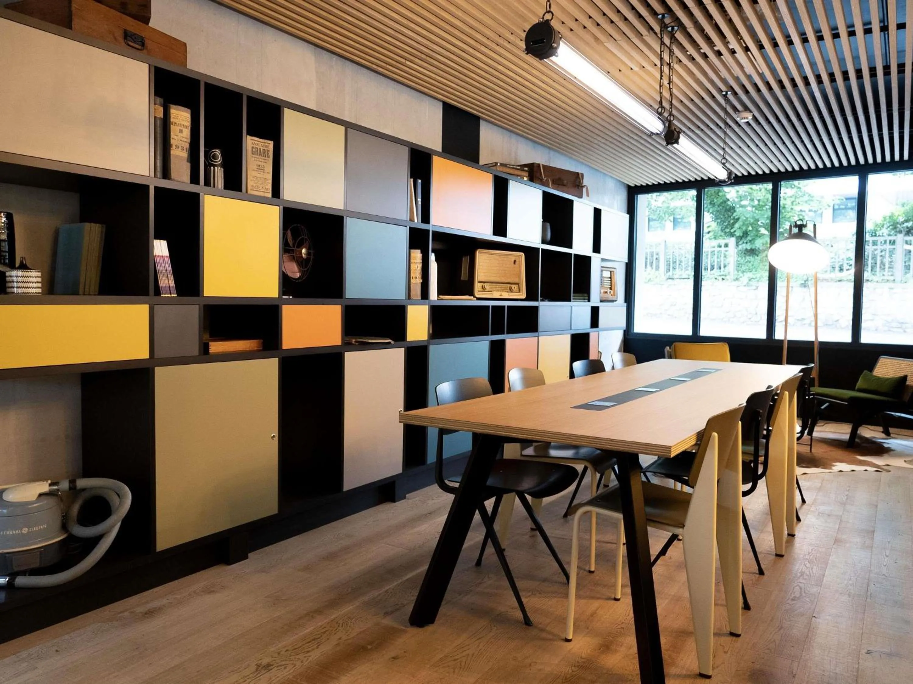 Meeting/conference room in ibis Styles Dreux Centre Gare