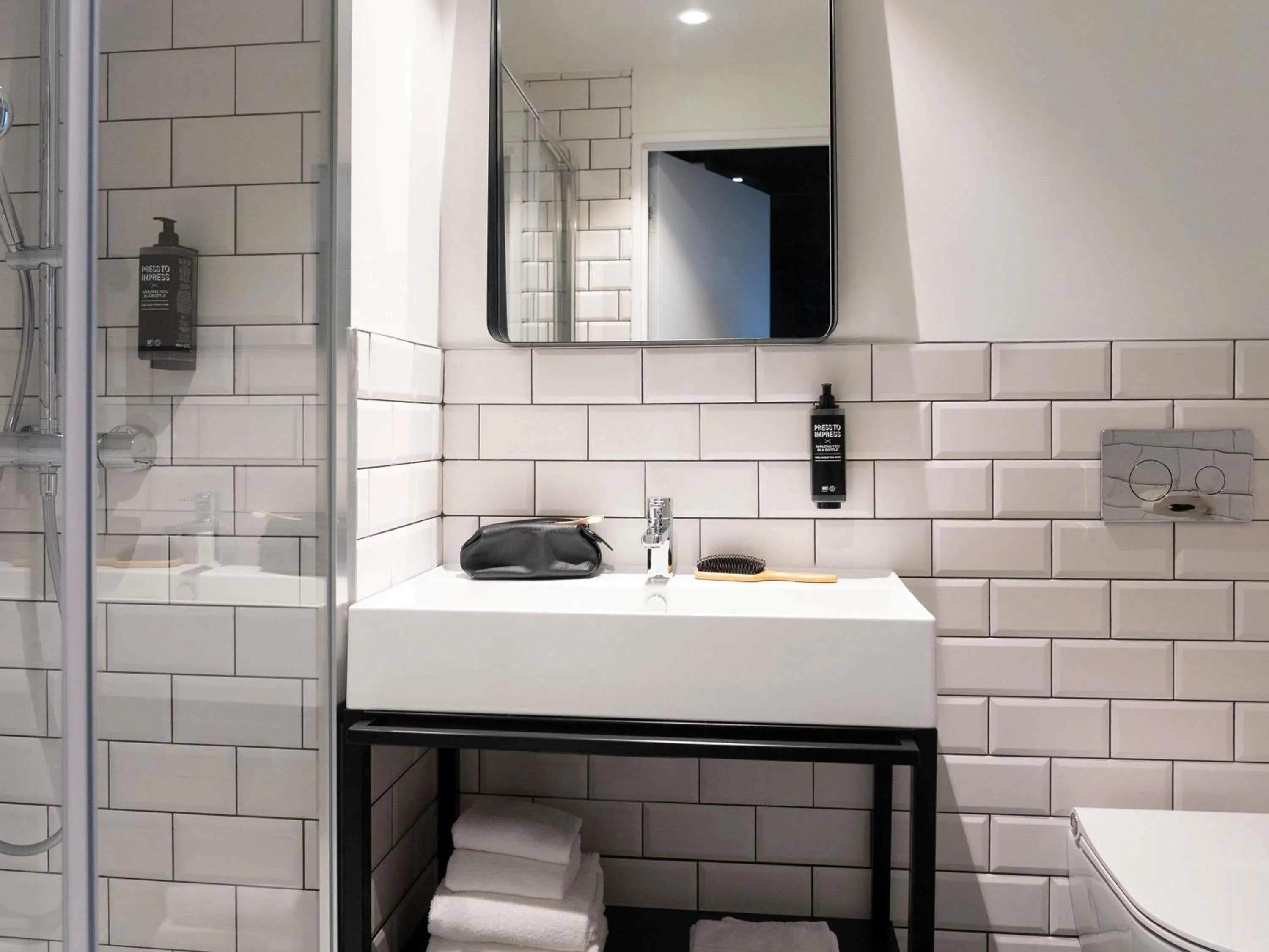 Bedroom in ibis Styles Dreux Centre Gare