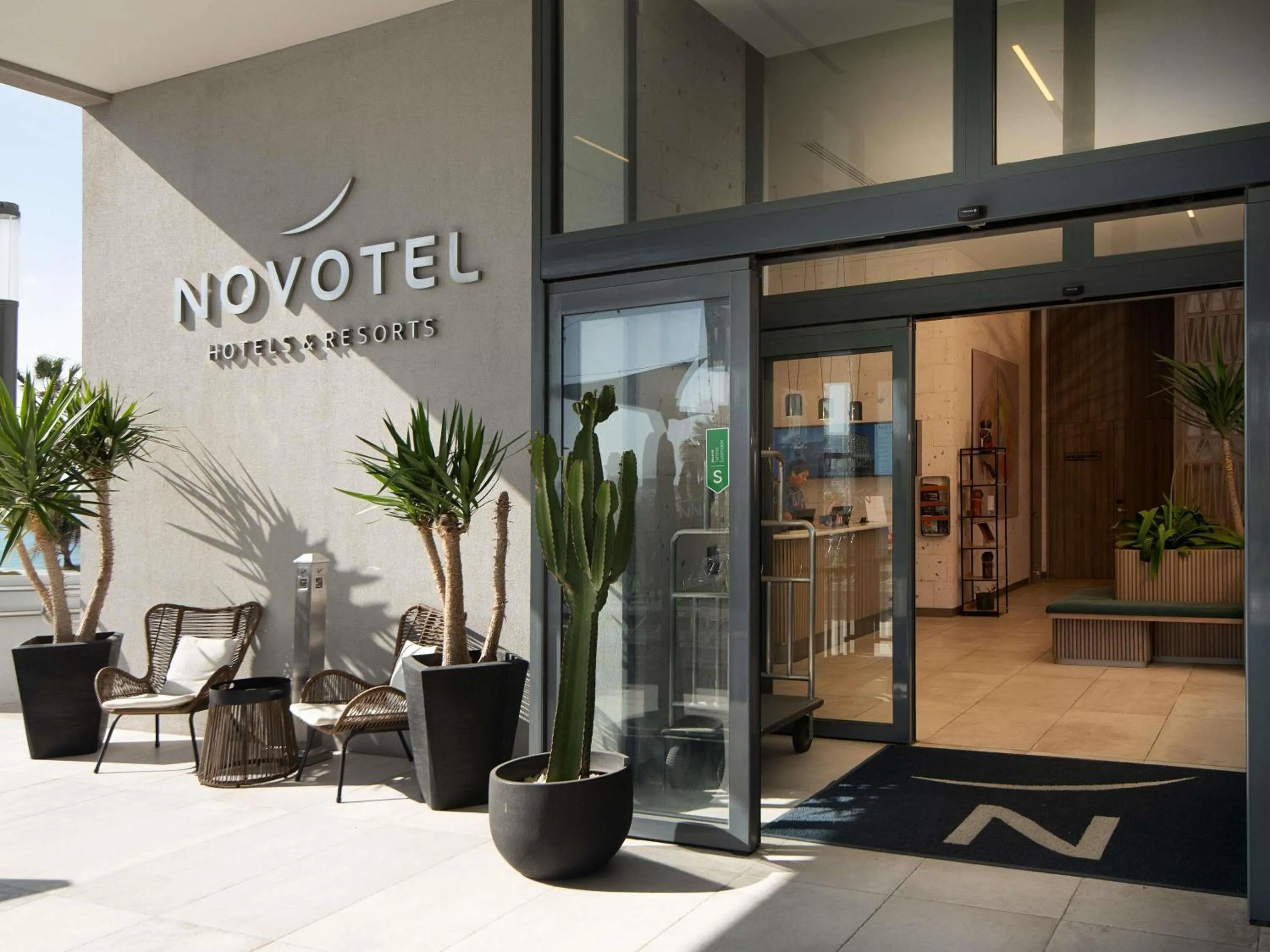 Property building in Novotel Arica