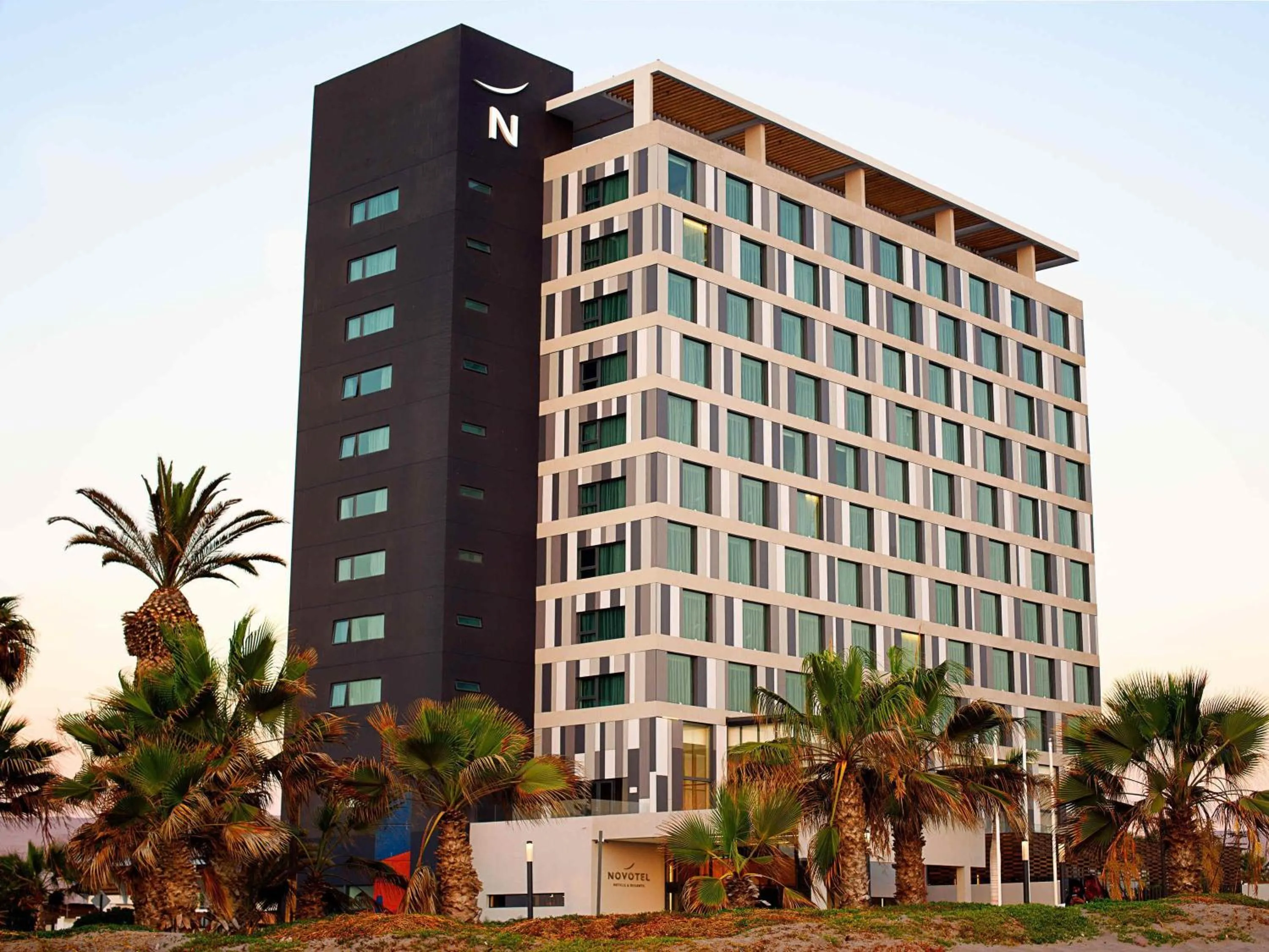 Property building in Novotel Arica