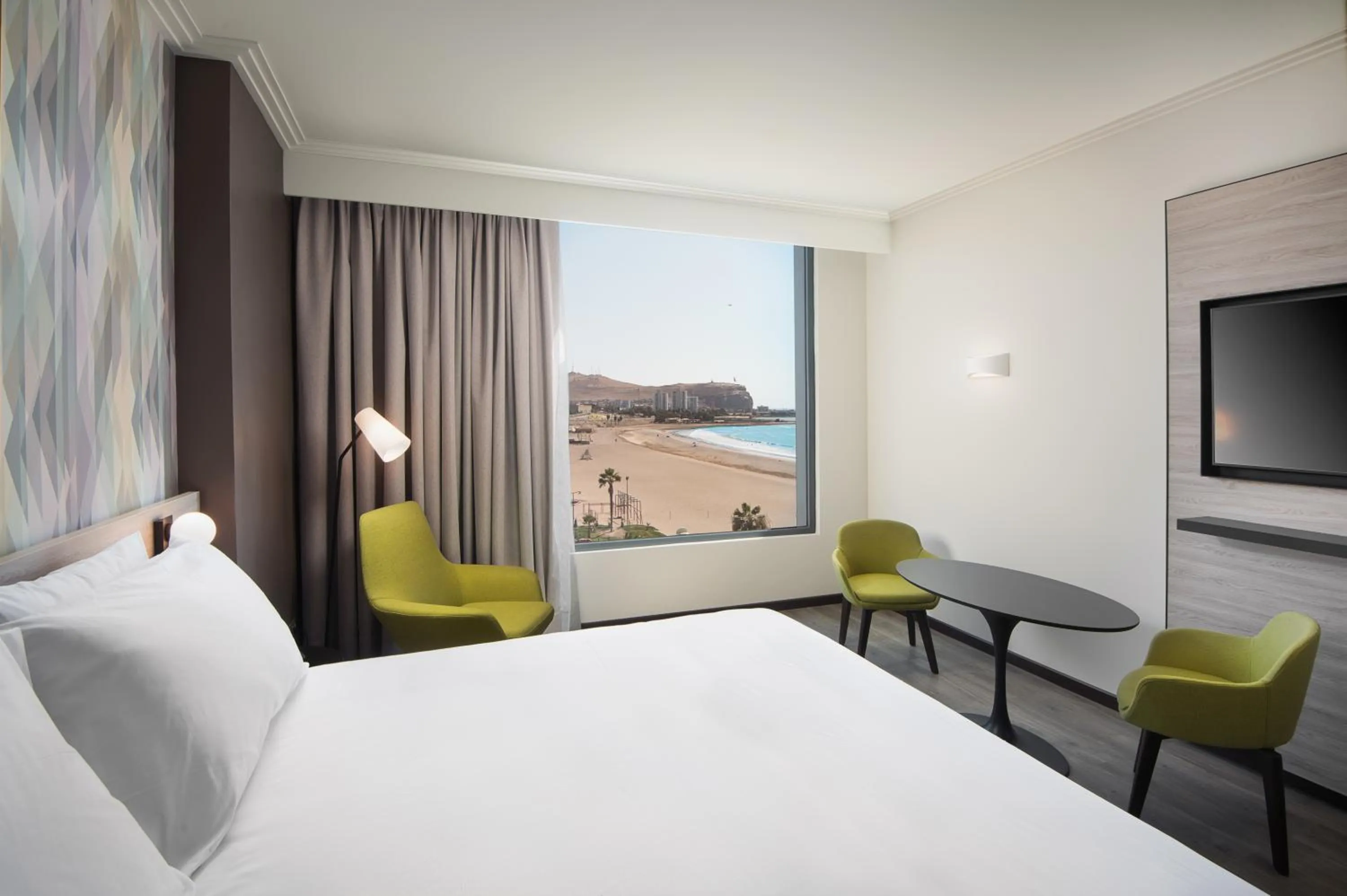 Sea view, Bed in Novotel Arica