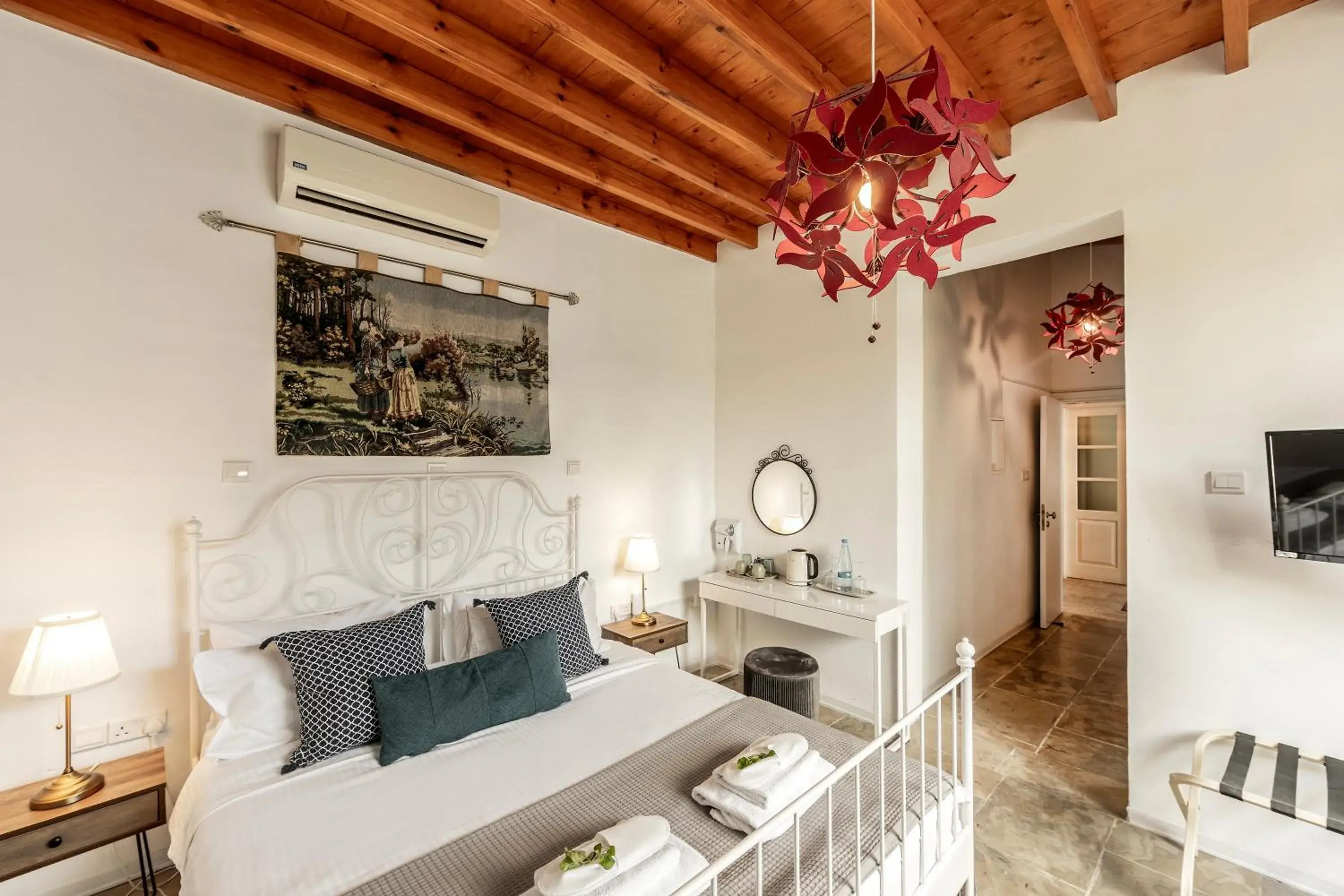 Deluxe Double Room in Edem Traditional House Deluxe Double Room in Edem Traditional House