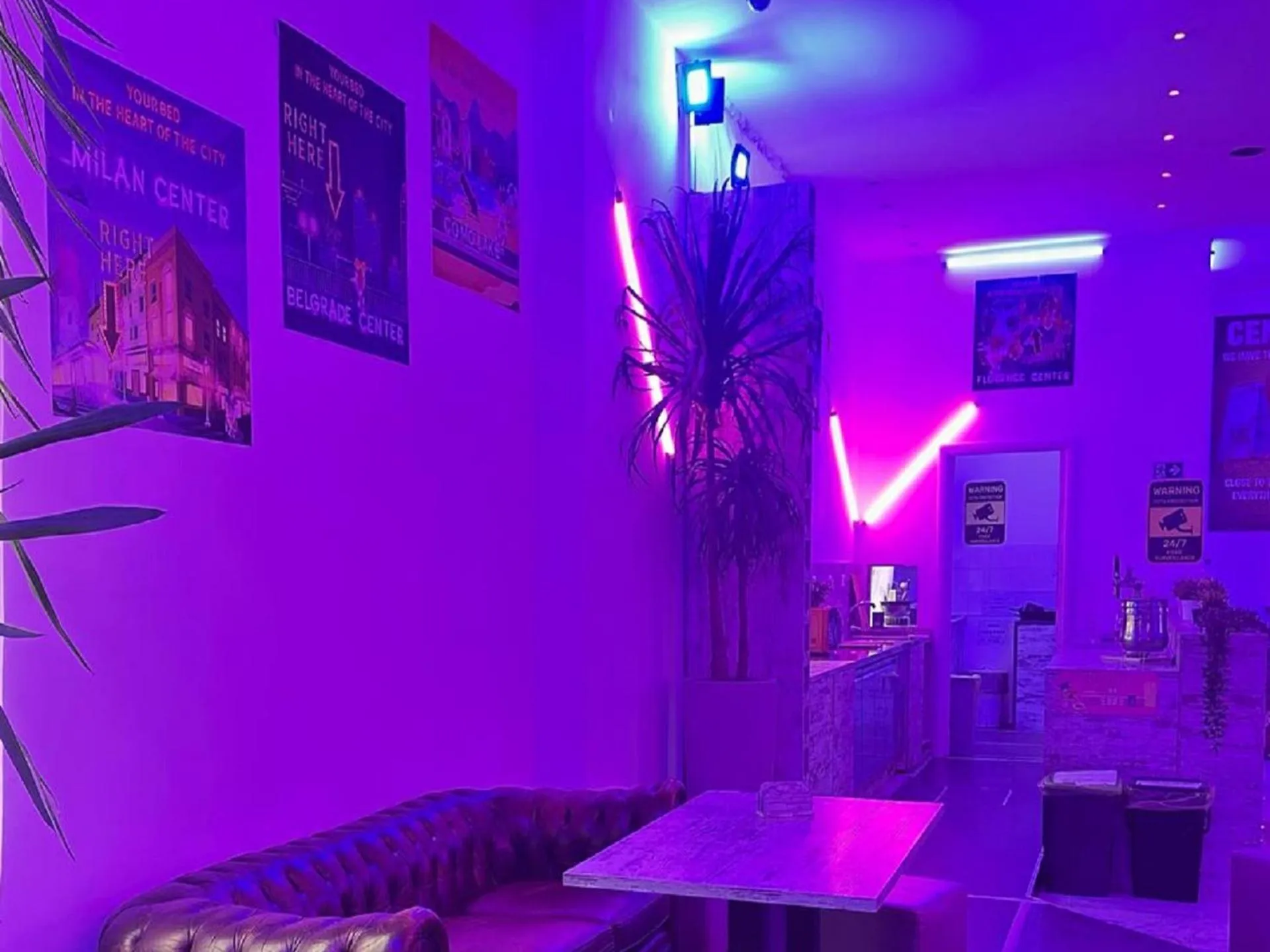 Restaurant/places to eat in NEW GENERATION HOSTEL Navigli Milano