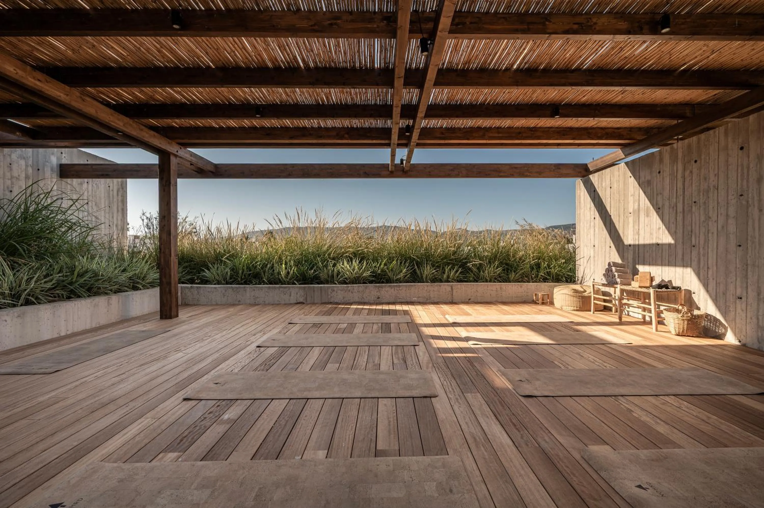 Day in Theros All Suite Hotel - Adults Only