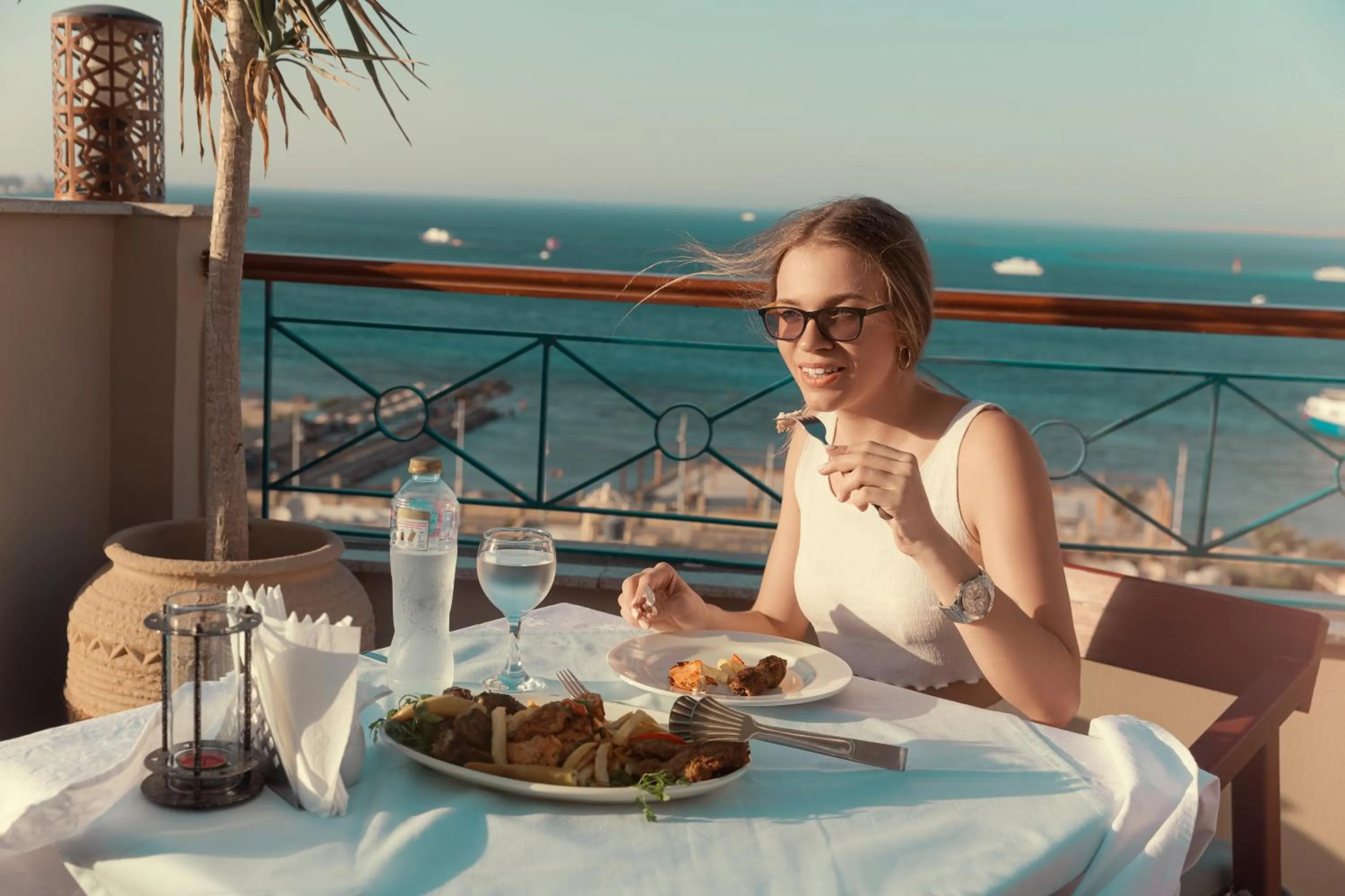 Restaurant/places to eat in Swiss Wellness Dive Resort