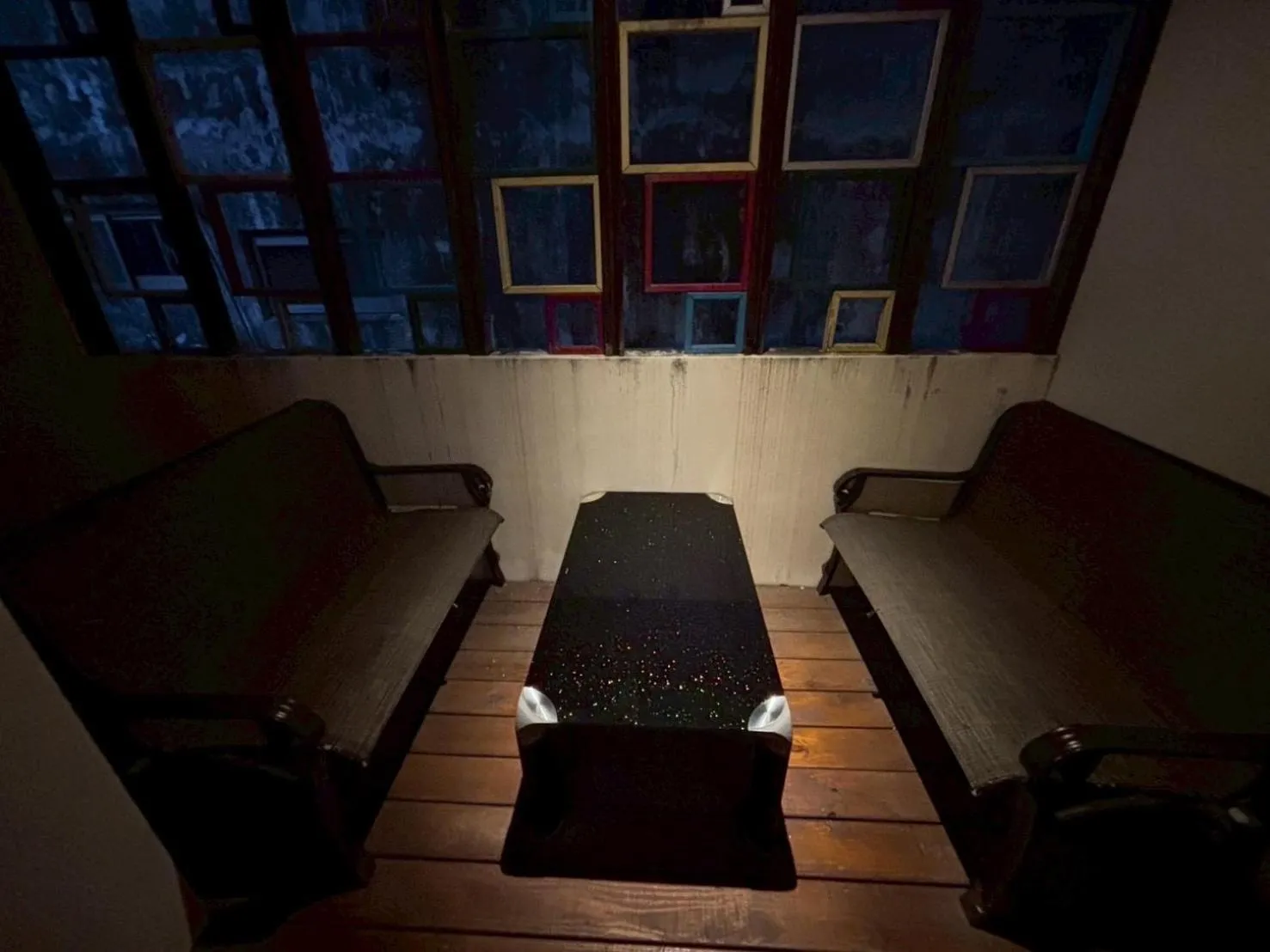 Seating area in Fairy Tale City Motel