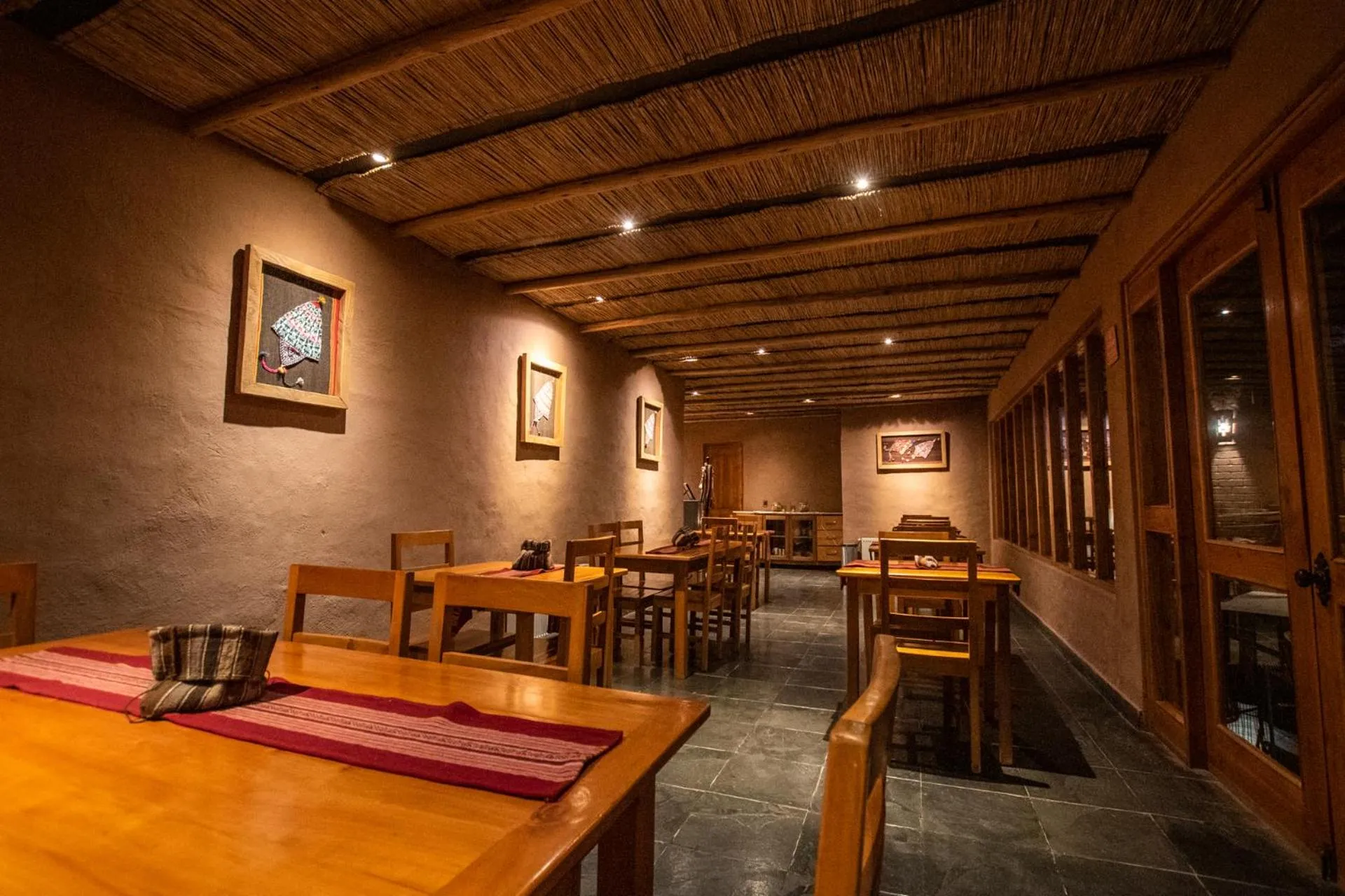 Dining area in Hotel Pascual Andino