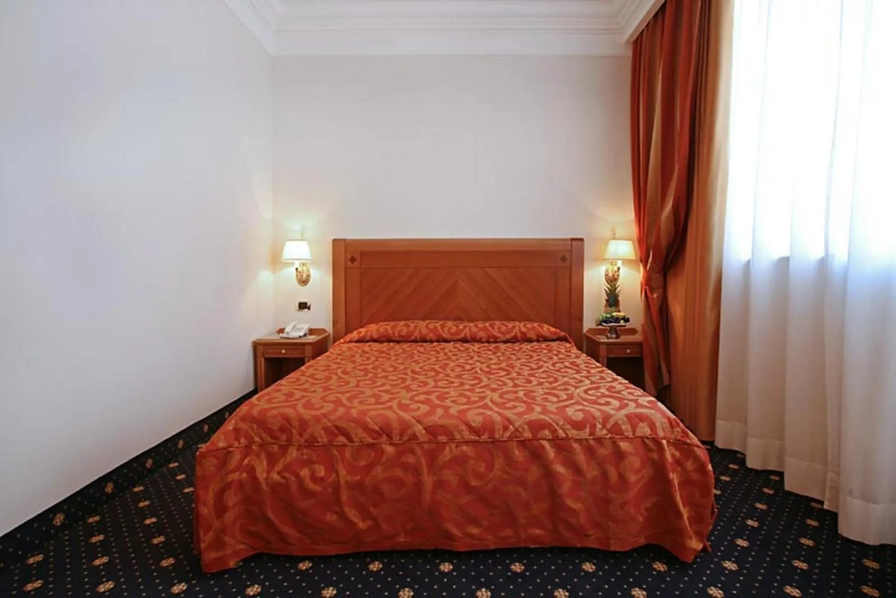 Photo of the whole room, Bed in Pinewood Hotel Rome