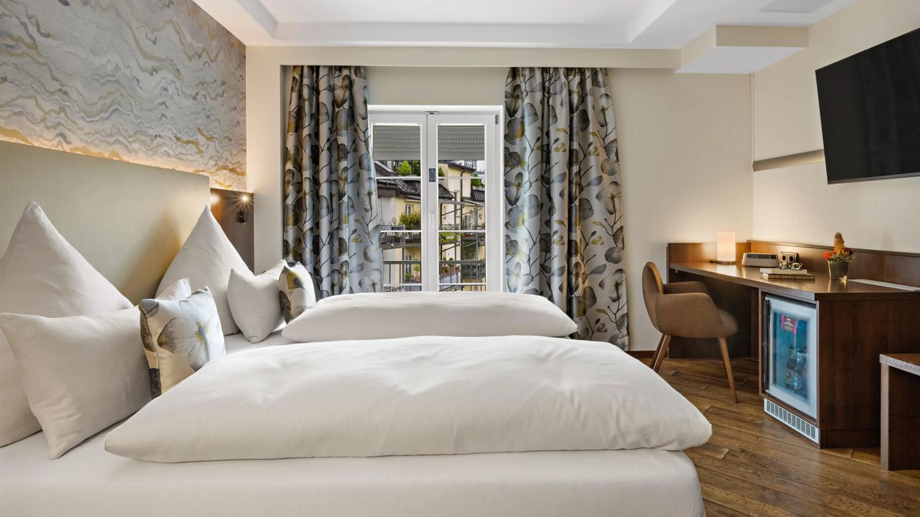 Bed in Hotel Deutsche Eiche