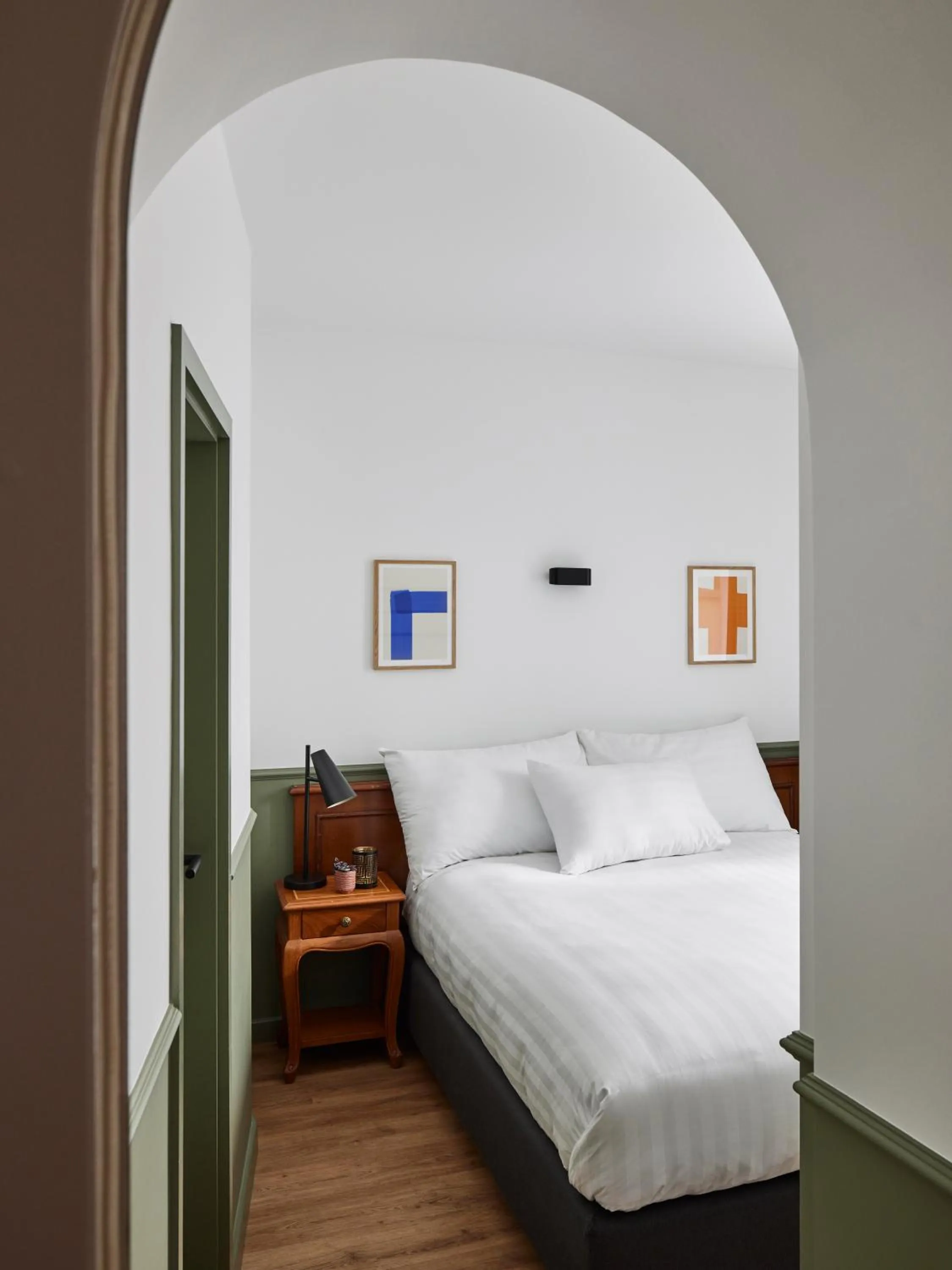 Bed in Base Lausanne